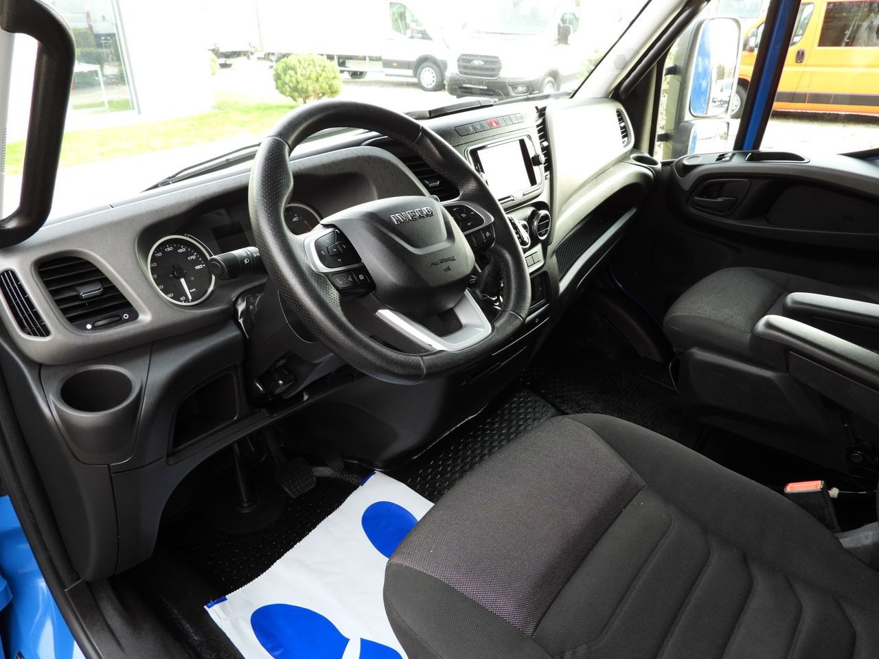 IVECO DAILY 35S21 TARPAULIN 10 PALLETS WEBASTO CRUISE CONTROL NAVIGATION LED LIGHTS AUTOMATIC TRANSMISSION HI-MATIC AIR CONDITIONING 210HP - Pressukapelli tavara-auto: kuva IVECO DAILY 35S21 TARPAULIN 10 PALLETS WEBASTO CRUISE CONTROL NAVIGATION LED LIGHTS AUTOMATIC TRANSMISSION HI-MATIC AIR CONDITIONING 210HP - Pressukapelli tavara-auto IVECO DAILY 35S21 TARPAULIN 10 PALLETS WEBASTO CRUISE CONTROL NAVIGATION LED LIGHTS AUTOMATIC TRANSMISSION HI-MATIC AIR CONDITIONING 210HP - Pressukapelli tavara-auto: kuva IVECO DAILY 35S21 TARPAULIN 10 PALLETS WEBASTO CRUISE CONTROL NAVIGATION LED LIGHTS AUTOMATIC TRANSMISSION HI-MATIC AIR CONDITIONING 210HP - Pressukapelli tavara-auto