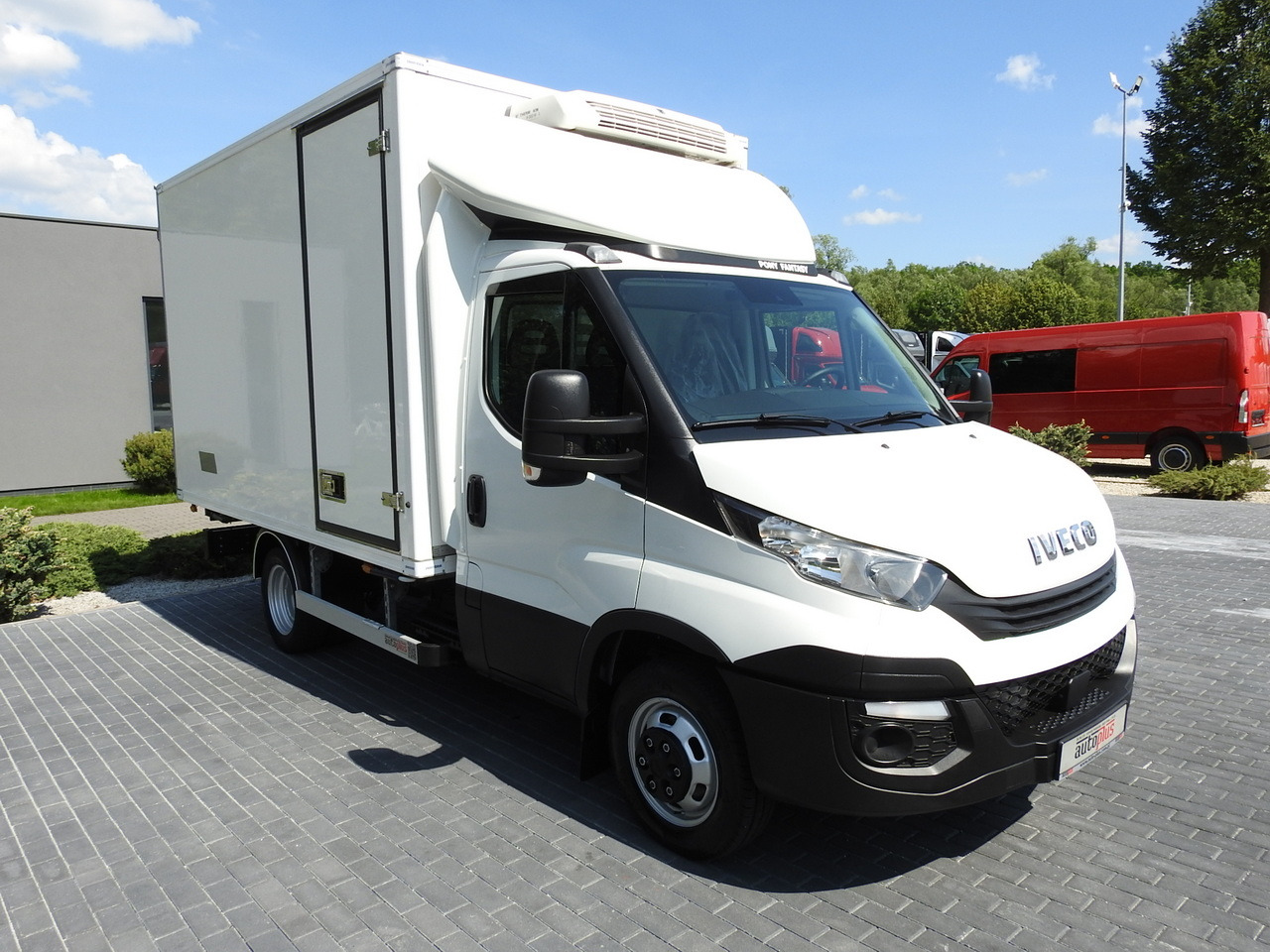 IVECO DAILY 50C15 REGRIGERATOR BOX -5*C POWER SUPPLY 230V AIR CONDITIONING TWIN WHEELS 150HP - Kylmäauto: kuva IVECO DAILY 50C15 REGRIGERATOR BOX -5*C POWER SUPPLY 230V AIR CONDITIONING TWIN WHEELS 150HP - Kylmäauto IVECO DAILY 50C15 REGRIGERATOR BOX -5*C POWER SUPPLY 230V AIR CONDITIONING TWIN WHEELS 150HP - Kylmäauto: kuva IVECO DAILY 50C15 REGRIGERATOR BOX -5*C POWER SUPPLY 230V AIR CONDITIONING TWIN WHEELS 150HP - Kylmäauto
