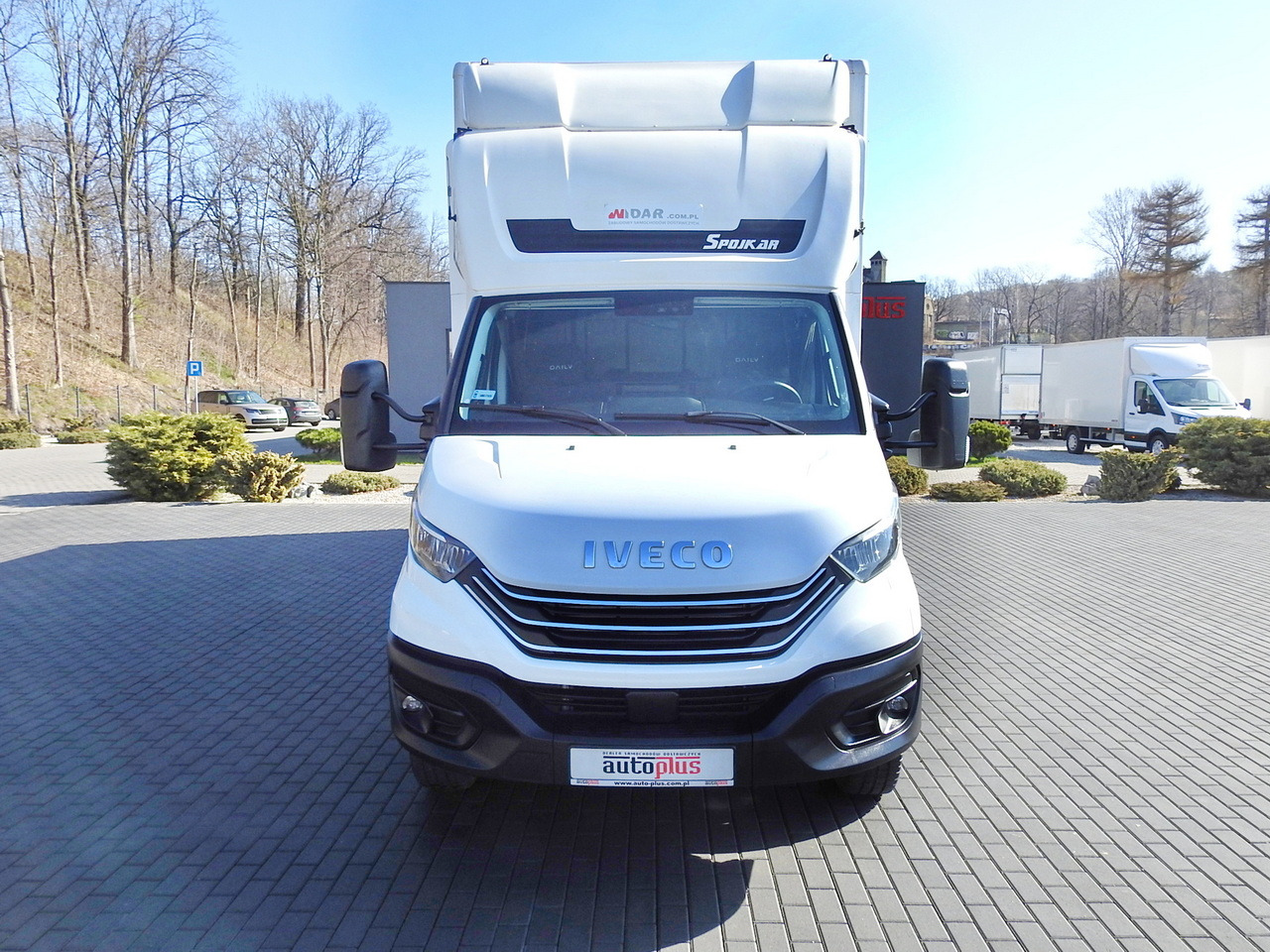 IVECO DAILY 70C18 BOX LIFT 14 PALLETS WEBASTO CRUISE CONTROL NAVIGATION LED LIGHTS TWIN WHEELS AIR CONDITIONING 180HP - Jakeluauto: kuva IVECO DAILY 70C18 BOX LIFT 14 PALLETS WEBASTO CRUISE CONTROL NAVIGATION LED LIGHTS TWIN WHEELS AIR CONDITIONING 180HP - Jakeluauto IVECO DAILY 70C18 BOX LIFT 14 PALLETS WEBASTO CRUISE CONTROL NAVIGATION LED LIGHTS TWIN WHEELS AIR CONDITIONING 180HP - Jakeluauto: kuva IVECO DAILY 70C18 BOX LIFT 14 PALLETS WEBASTO CRUISE CONTROL NAVIGATION LED LIGHTS TWIN WHEELS AIR CONDITIONING 180HP - Jakeluauto