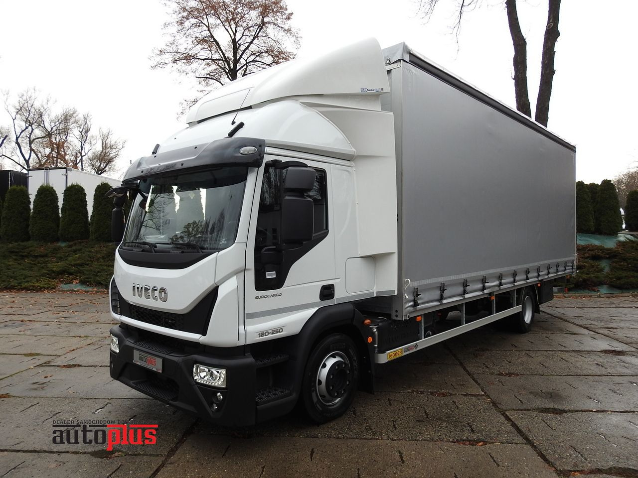 IVECO EUROCARGO 120-250 NEW TARPAULIN LIFT 18 PALLETS WEBASTO CRUISE CONTROL AIR CONDITIONING LED LIGHTS PNEUMATICS AUTOMATIC TRANSMISSION HI-MATIC 250HP - Pressukapelli tavara-auto: kuva IVECO EUROCARGO 120-250 NEW TARPAULIN LIFT 18 PALLETS WEBASTO CRUISE CONTROL AIR CONDITIONING LED LIGHTS PNEUMATICS AUTOMATIC TRANSMISSION HI-MATIC 250HP - Pressukapelli tavara-auto IVECO EUROCARGO 120-250 NEW TARPAULIN LIFT 18 PALLETS WEBASTO CRUISE CONTROL AIR CONDITIONING LED LIGHTS PNEUMATICS AUTOMATIC TRANSMISSION HI-MATIC 250HP - Pressukapelli tavara-auto: kuva IVECO EUROCARGO 120-250 NEW TARPAULIN LIFT 18 PALLETS WEBASTO CRUISE CONTROL AIR CONDITIONING LED LIGHTS PNEUMATICS AUTOMATIC TRANSMISSION HI-MATIC 250HP - Pressukapelli tavara-auto