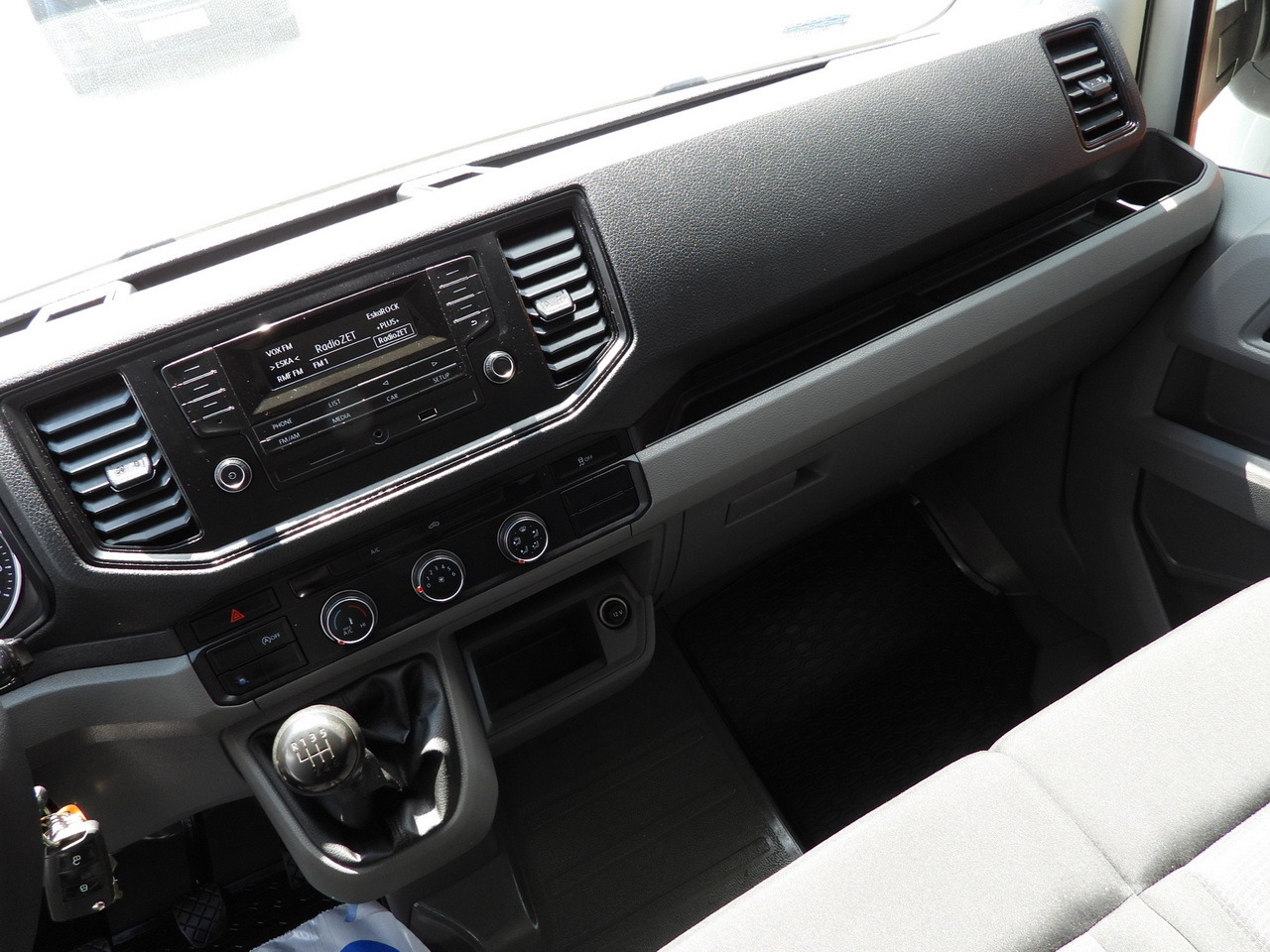 Kylmäauto MAN TGE 3.140 REGRIGERATOR BOX -1*C 8 PALLETS HEATING FUNCTION CRUISE CONTROL PNEUMATICS AIR CONDITIONING  140HP: kuva Kylmäauto MAN TGE 3.140 REGRIGERATOR BOX -1*C 8 PALLETS HEATING FUNCTION CRUISE CONTROL PNEUMATICS AIR CONDITIONING  140HP