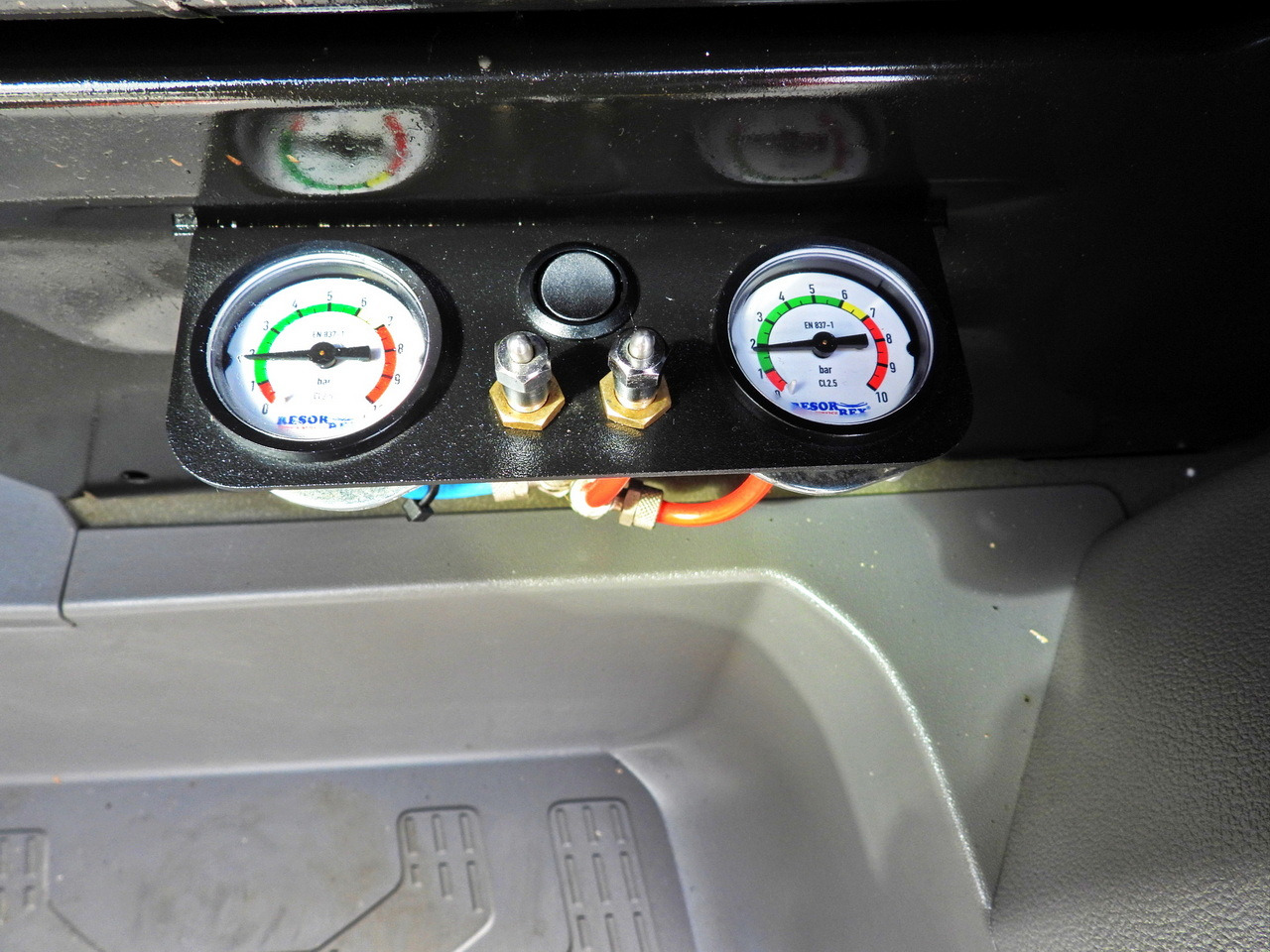 Kylmäauto MAN TGE 3.140 REGRIGERATOR BOX -1*C 8 PALLETS HEATING FUNCTION CRUISE CONTROL PNEUMATICS AIR CONDITIONING  140HP: kuva Kylmäauto MAN TGE 3.140 REGRIGERATOR BOX -1*C 8 PALLETS HEATING FUNCTION CRUISE CONTROL PNEUMATICS AIR CONDITIONING  140HP