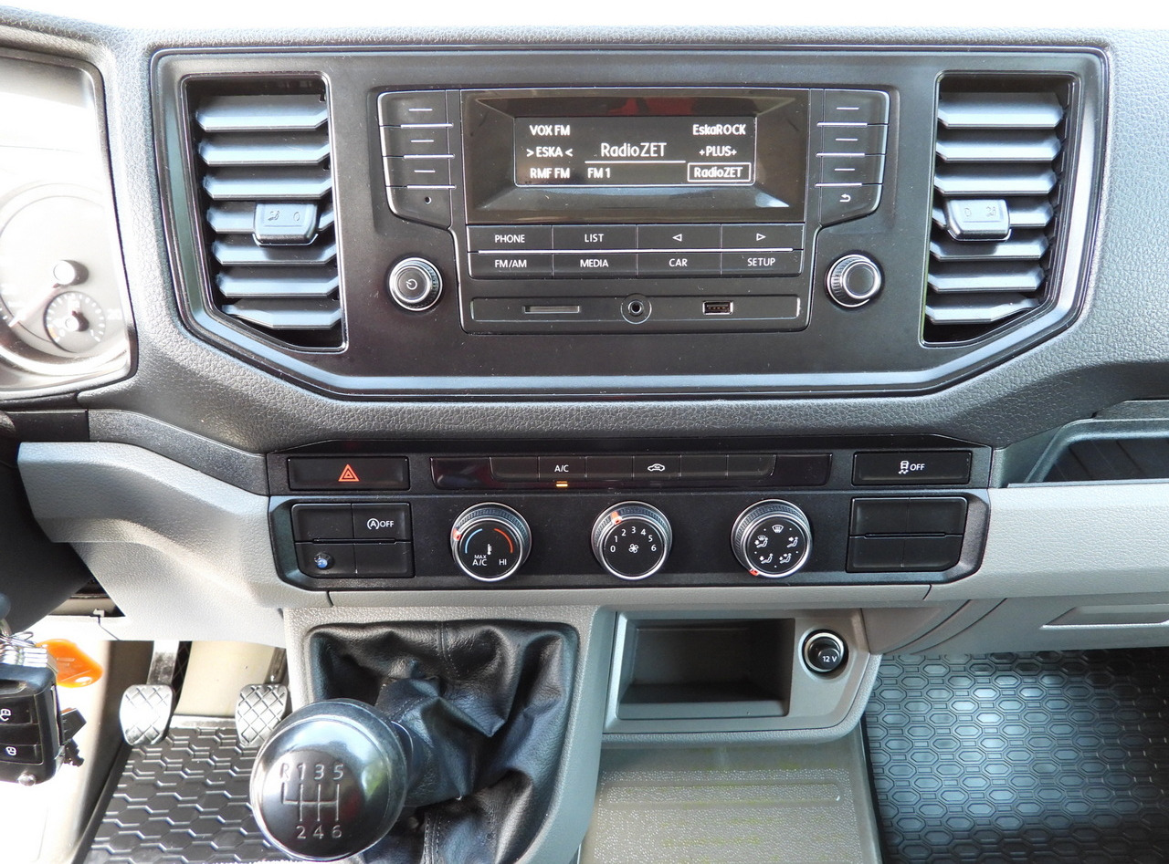 Kylmäauto MAN TGE 3.140 REGRIGERATOR BOX -1*C 8 PALLETS HEATING FUNCTION CRUISE CONTROL PNEUMATICS AIR CONDITIONING  140HP: kuva Kylmäauto MAN TGE 3.140 REGRIGERATOR BOX -1*C 8 PALLETS HEATING FUNCTION CRUISE CONTROL PNEUMATICS AIR CONDITIONING  140HP