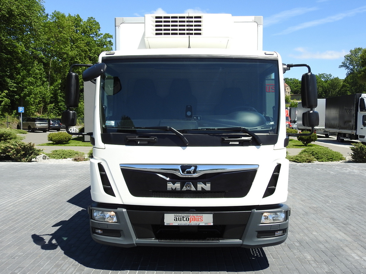 MAN TGL 10.180 REGRIGERATOR BOX -20*C 11 PALLETS POWER SUPPLY 230V AIR CONDITIONING PNEUMATICS TWIN WHEELS 180HP - Refrigeraattori kuorma-auto: kuva MAN TGL 10.180 REGRIGERATOR BOX -20*C 11 PALLETS POWER SUPPLY 230V AIR CONDITIONING PNEUMATICS TWIN WHEELS 180HP - Refrigeraattori kuorma-auto MAN TGL 10.180 REGRIGERATOR BOX -20*C 11 PALLETS POWER SUPPLY 230V AIR CONDITIONING PNEUMATICS TWIN WHEELS 180HP - Refrigeraattori kuorma-auto: kuva MAN TGL 10.180 REGRIGERATOR BOX -20*C 11 PALLETS POWER SUPPLY 230V AIR CONDITIONING PNEUMATICS TWIN WHEELS 180HP - Refrigeraattori kuorma-auto