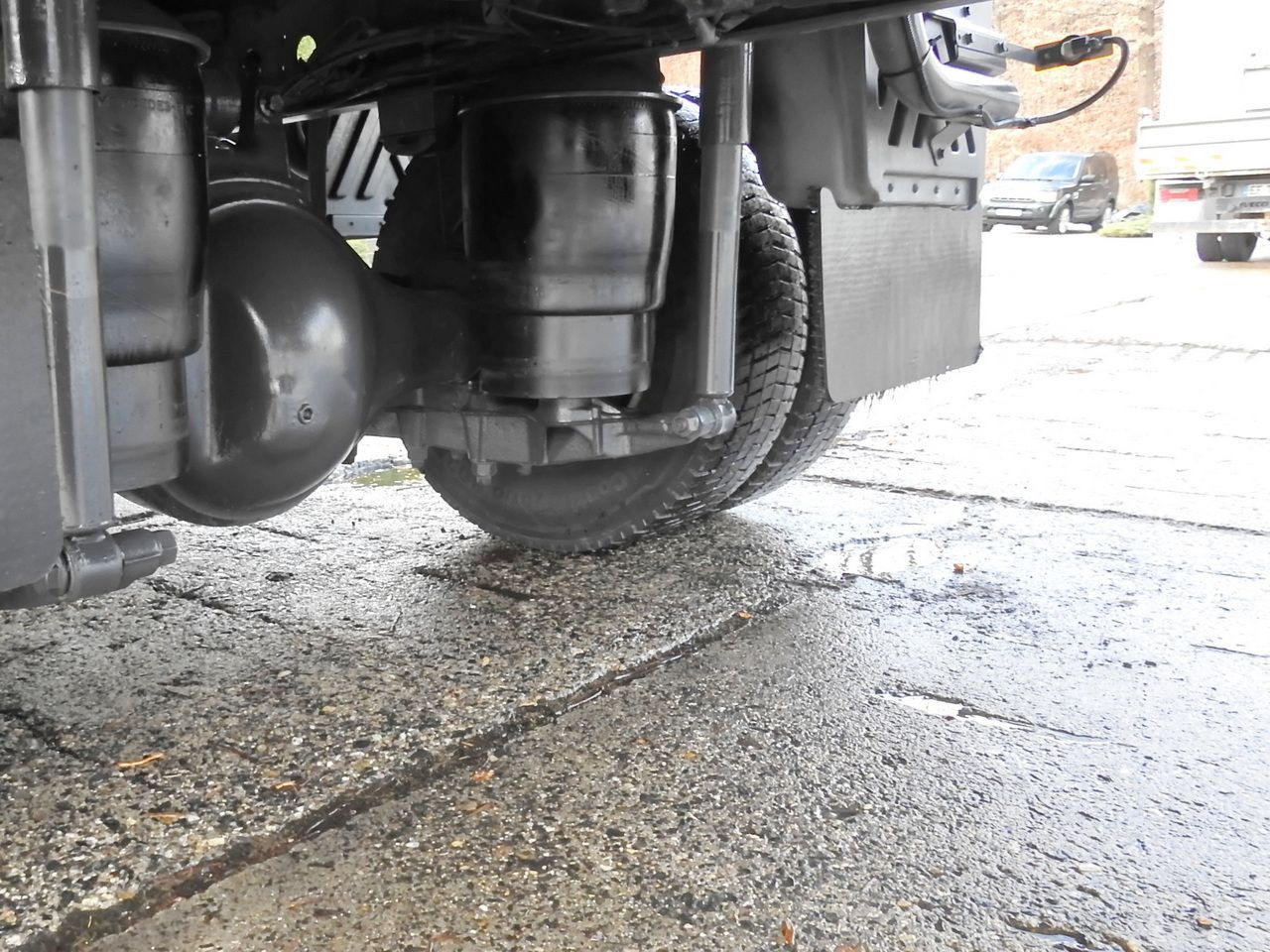 Umpikori kuorma-auto MERCEDES ATEGO 12.24 BOX LIFT 18 PALLETS CRUISE CONTROL AUTOMATIC TRANSMISSION  TWIN WHEELS AIR CONDITIONING  240HP: kuva Umpikori kuorma-auto MERCEDES ATEGO 12.24 BOX LIFT 18 PALLETS CRUISE CONTROL AUTOMATIC TRANSMISSION  TWIN WHEELS AIR CONDITIONING  240HP