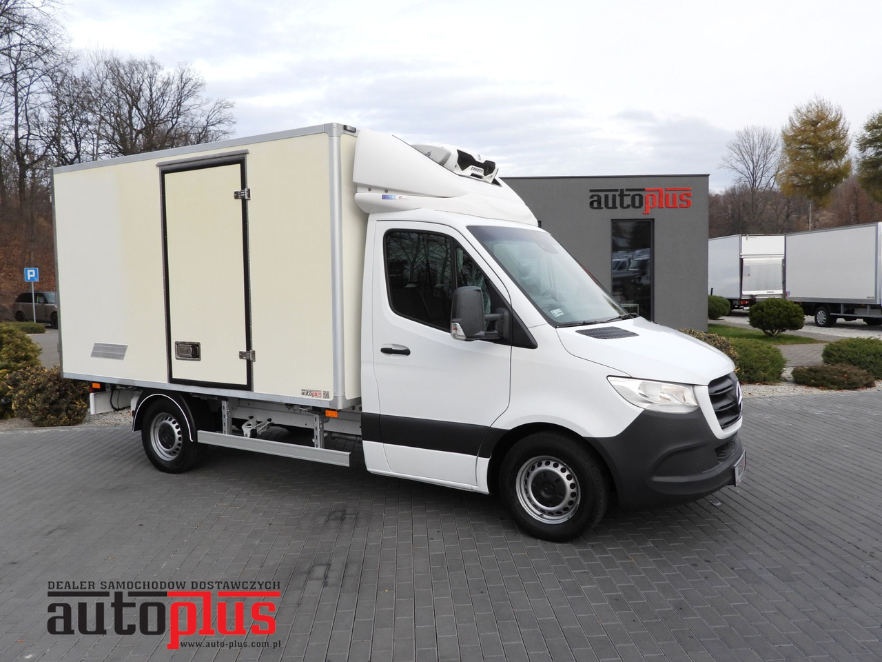 MERCEDES SPRINTER 314 REGRIGERATOR BOX -1*C CRUISE CONTROL NAVIGATION AIR CONDITIONING 140HP - Kylmäauto: kuva MERCEDES SPRINTER 314 REGRIGERATOR BOX -1*C CRUISE CONTROL NAVIGATION AIR CONDITIONING 140HP - Kylmäauto MERCEDES SPRINTER 314 REGRIGERATOR BOX -1*C CRUISE CONTROL NAVIGATION AIR CONDITIONING 140HP - Kylmäauto: kuva MERCEDES SPRINTER 314 REGRIGERATOR BOX -1*C CRUISE CONTROL NAVIGATION AIR CONDITIONING 140HP - Kylmäauto