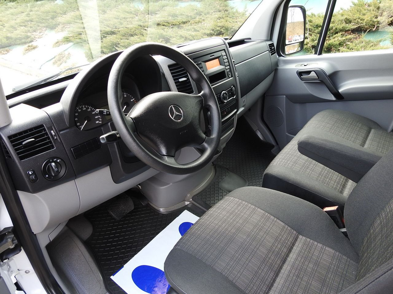 MERCEDES SPRINTER 316 THREE-WAY TIPPER CRUISE CONTROL AUTOMATIC TRANSMISSION AIR CONDITIONING 160HP - Kippilava-auto: kuva MERCEDES SPRINTER 316 THREE-WAY TIPPER CRUISE CONTROL AUTOMATIC TRANSMISSION AIR CONDITIONING 160HP - Kippilava-auto MERCEDES SPRINTER 316 THREE-WAY TIPPER CRUISE CONTROL AUTOMATIC TRANSMISSION AIR CONDITIONING 160HP - Kippilava-auto: kuva MERCEDES SPRINTER 316 THREE-WAY TIPPER CRUISE CONTROL AUTOMATIC TRANSMISSION AIR CONDITIONING 160HP - Kippilava-auto
