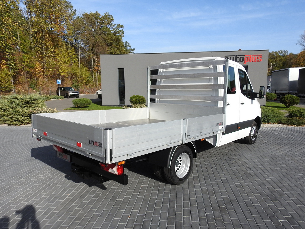 MERCEDES SPRINTER 516 STAKE BODY DOUBLE CABIN DOKA 6 SEATS CRUISE CONTROL AIR CONDITIONING TWIN WHEELS 160HP - Avolava pakettiauto: kuva MERCEDES SPRINTER 516 STAKE BODY DOUBLE CABIN DOKA 6 SEATS CRUISE CONTROL AIR CONDITIONING TWIN WHEELS 160HP - Avolava pakettiauto MERCEDES SPRINTER 516 STAKE BODY DOUBLE CABIN DOKA 6 SEATS CRUISE CONTROL AIR CONDITIONING TWIN WHEELS 160HP - Avolava pakettiauto: kuva MERCEDES SPRINTER 516 STAKE BODY DOUBLE CABIN DOKA 6 SEATS CRUISE CONTROL AIR CONDITIONING TWIN WHEELS 160HP - Avolava pakettiauto