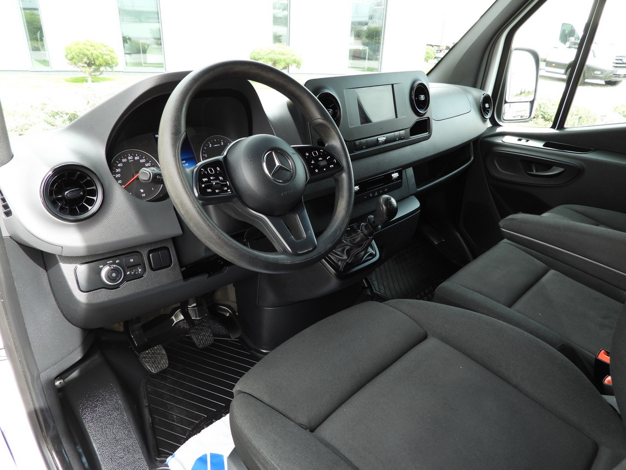 MERCEDES SPRINTER 516 TIPPER CRUISE CONTROL TWIN WHEELS AIR CONDITIONING 160HP - Kippilava-auto: kuva MERCEDES SPRINTER 516 TIPPER CRUISE CONTROL TWIN WHEELS AIR CONDITIONING 160HP - Kippilava-auto MERCEDES SPRINTER 516 TIPPER CRUISE CONTROL TWIN WHEELS AIR CONDITIONING 160HP - Kippilava-auto: kuva MERCEDES SPRINTER 516 TIPPER CRUISE CONTROL TWIN WHEELS AIR CONDITIONING 160HP - Kippilava-auto