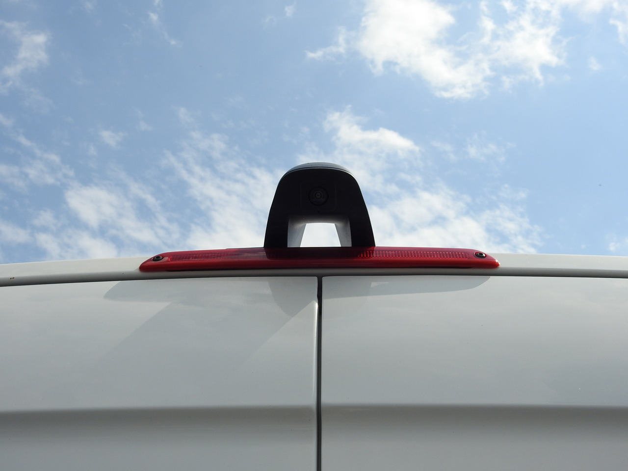 Pakettiauto MERCEDES SPRINTER BOX DELIVERY VAN 5 SEATS CRUISE CONTROL NAVIGATION AIR CONDITIONING AUTOMATIC TRANSMISSION   160HP: kuva Pakettiauto MERCEDES SPRINTER BOX DELIVERY VAN 5 SEATS CRUISE CONTROL NAVIGATION AIR CONDITIONING AUTOMATIC TRANSMISSION   160HP