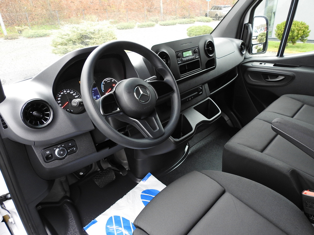 MERCEDES eSprinter NEW ELECTRIC VAN AUTOMATIC TRANSMISSION  GUARANTEE  95HP - Pakettiauto, Sähköpakettiauto: kuva MERCEDES eSprinter NEW ELECTRIC VAN AUTOMATIC TRANSMISSION  GUARANTEE  95HP - Pakettiauto, Sähköpakettiauto MERCEDES eSprinter NEW ELECTRIC VAN AUTOMATIC TRANSMISSION  GUARANTEE  95HP - Pakettiauto, Sähköpakettiauto: kuva MERCEDES eSprinter NEW ELECTRIC VAN AUTOMATIC TRANSMISSION  GUARANTEE  95HP - Pakettiauto, Sähköpakettiauto