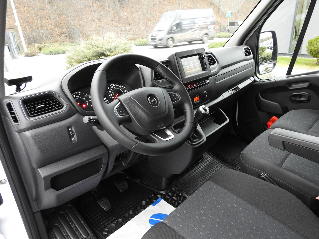 OPEL MOVANO REFRIGERATOR VAN 0*C CRUISE CONTROL NAVIGATION AIR CONDITIONING LED LIGHTS 150HP - Kylmäauto: kuva OPEL MOVANO REFRIGERATOR VAN 0*C CRUISE CONTROL NAVIGATION AIR CONDITIONING LED LIGHTS 150HP - Kylmäauto OPEL MOVANO REFRIGERATOR VAN 0*C CRUISE CONTROL NAVIGATION AIR CONDITIONING LED LIGHTS 150HP - Kylmäauto: kuva OPEL MOVANO REFRIGERATOR VAN 0*C CRUISE CONTROL NAVIGATION AIR CONDITIONING LED LIGHTS 150HP - Kylmäauto