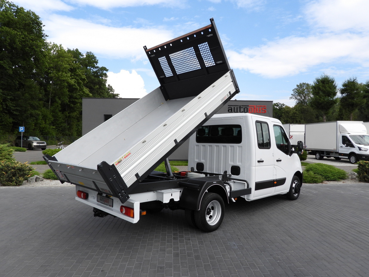 OPEL MOVANO TIPPER DOUBLE CABIN DOKA 7 SEATS LED LIGHTS TWIN WHEELS AIR CONDITIONING 145HP - Kippiauto kuorma-auto: kuva OPEL MOVANO TIPPER DOUBLE CABIN DOKA 7 SEATS LED LIGHTS TWIN WHEELS AIR CONDITIONING 145HP - Kippiauto kuorma-auto OPEL MOVANO TIPPER DOUBLE CABIN DOKA 7 SEATS LED LIGHTS TWIN WHEELS AIR CONDITIONING 145HP - Kippiauto kuorma-auto: kuva OPEL MOVANO TIPPER DOUBLE CABIN DOKA 7 SEATS LED LIGHTS TWIN WHEELS AIR CONDITIONING 145HP - Kippiauto kuorma-auto
