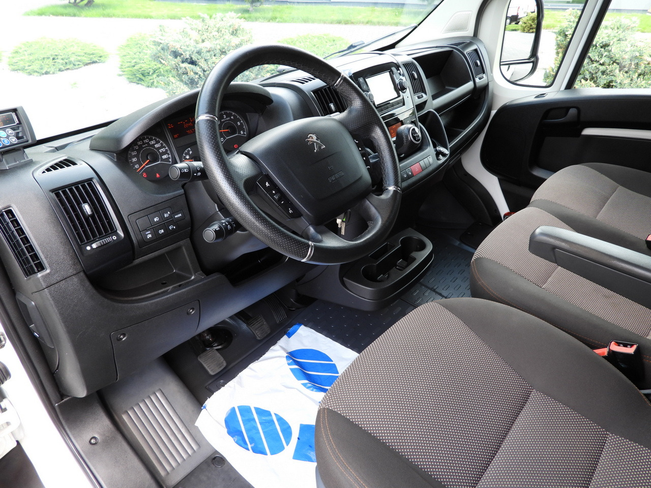 PEUGEOT BOXER REGRIGERATOR BOX 0*C 8 PALLETS CRUISE CONTROL LED LIGHTS AIR CONDITIONING 165HP - Kylmäauto: kuva PEUGEOT BOXER REGRIGERATOR BOX 0*C 8 PALLETS CRUISE CONTROL LED LIGHTS AIR CONDITIONING 165HP - Kylmäauto PEUGEOT BOXER REGRIGERATOR BOX 0*C 8 PALLETS CRUISE CONTROL LED LIGHTS AIR CONDITIONING 165HP - Kylmäauto: kuva PEUGEOT BOXER REGRIGERATOR BOX 0*C 8 PALLETS CRUISE CONTROL LED LIGHTS AIR CONDITIONING 165HP - Kylmäauto