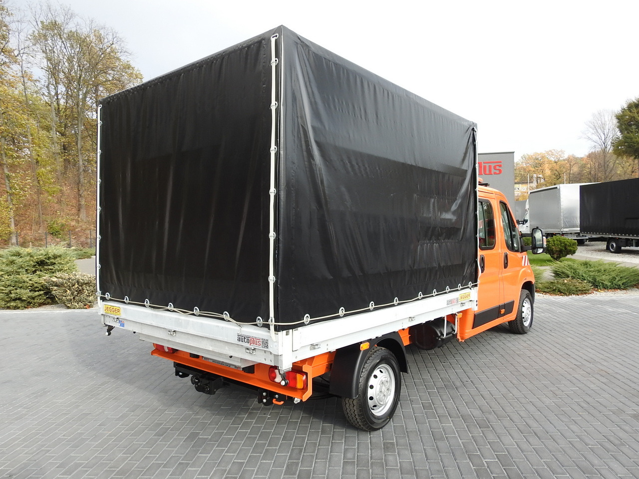 PEUGEOT BOXER STAKE BODY TARPAULIN DOUBLE CABIN DOKA 7 SEATS AIR CONDITIONING PNEUMATICS 140HP - Avolava pakettiauto: kuva PEUGEOT BOXER STAKE BODY TARPAULIN DOUBLE CABIN DOKA 7 SEATS AIR CONDITIONING PNEUMATICS 140HP - Avolava pakettiauto PEUGEOT BOXER STAKE BODY TARPAULIN DOUBLE CABIN DOKA 7 SEATS AIR CONDITIONING PNEUMATICS 140HP - Avolava pakettiauto: kuva PEUGEOT BOXER STAKE BODY TARPAULIN DOUBLE CABIN DOKA 7 SEATS AIR CONDITIONING PNEUMATICS 140HP - Avolava pakettiauto
