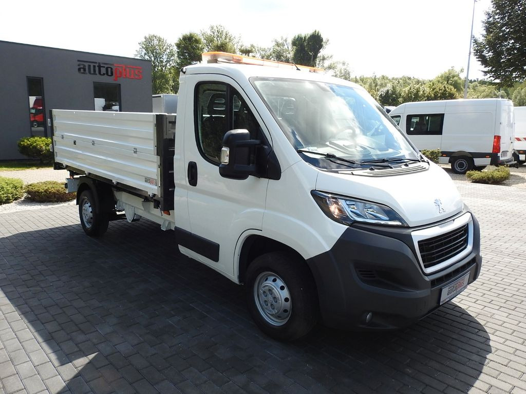 Peugeot BOXER DREISEITENKIPPER KLIMAANLAGE 130PS - Kippilava-auto: kuva Peugeot BOXER DREISEITENKIPPER KLIMAANLAGE 130PS - Kippilava-auto Peugeot BOXER DREISEITENKIPPER KLIMAANLAGE 130PS - Kippilava-auto: kuva Peugeot BOXER DREISEITENKIPPER KLIMAANLAGE 130PS - Kippilava-auto