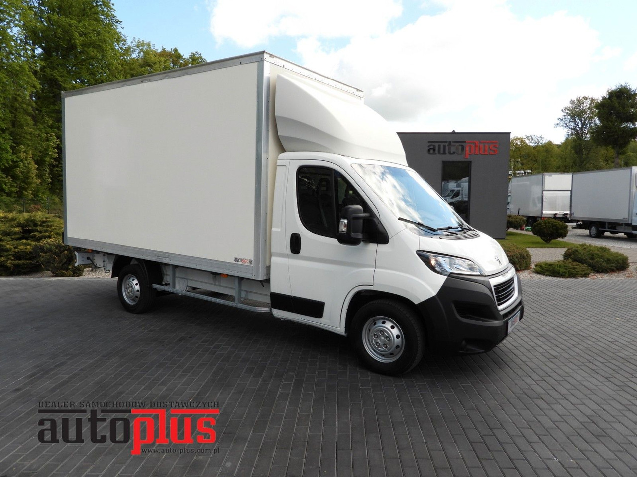 Peugeot BOXER KOFFER 8 PALETTEN TEMPOMAT KLIMAANLAGE Peugeot BOXER KOFFER 8 PALETTEN TEMPOMAT KLIMAANLAGE - Jakeluauto: kuva Peugeot BOXER KOFFER 8 PALETTEN TEMPOMAT KLIMAANLAGE Peugeot BOXER KOFFER 8 PALETTEN TEMPOMAT KLIMAANLAGE - Jakeluauto Peugeot BOXER KOFFER 8 PALETTEN TEMPOMAT KLIMAANLAGE Peugeot BOXER KOFFER 8 PALETTEN TEMPOMAT KLIMAANLAGE - Jakeluauto: kuva Peugeot BOXER KOFFER 8 PALETTEN TEMPOMAT KLIMAANLAGE Peugeot BOXER KOFFER 8 PALETTEN TEMPOMAT KLIMAANLAGE - Jakeluauto
