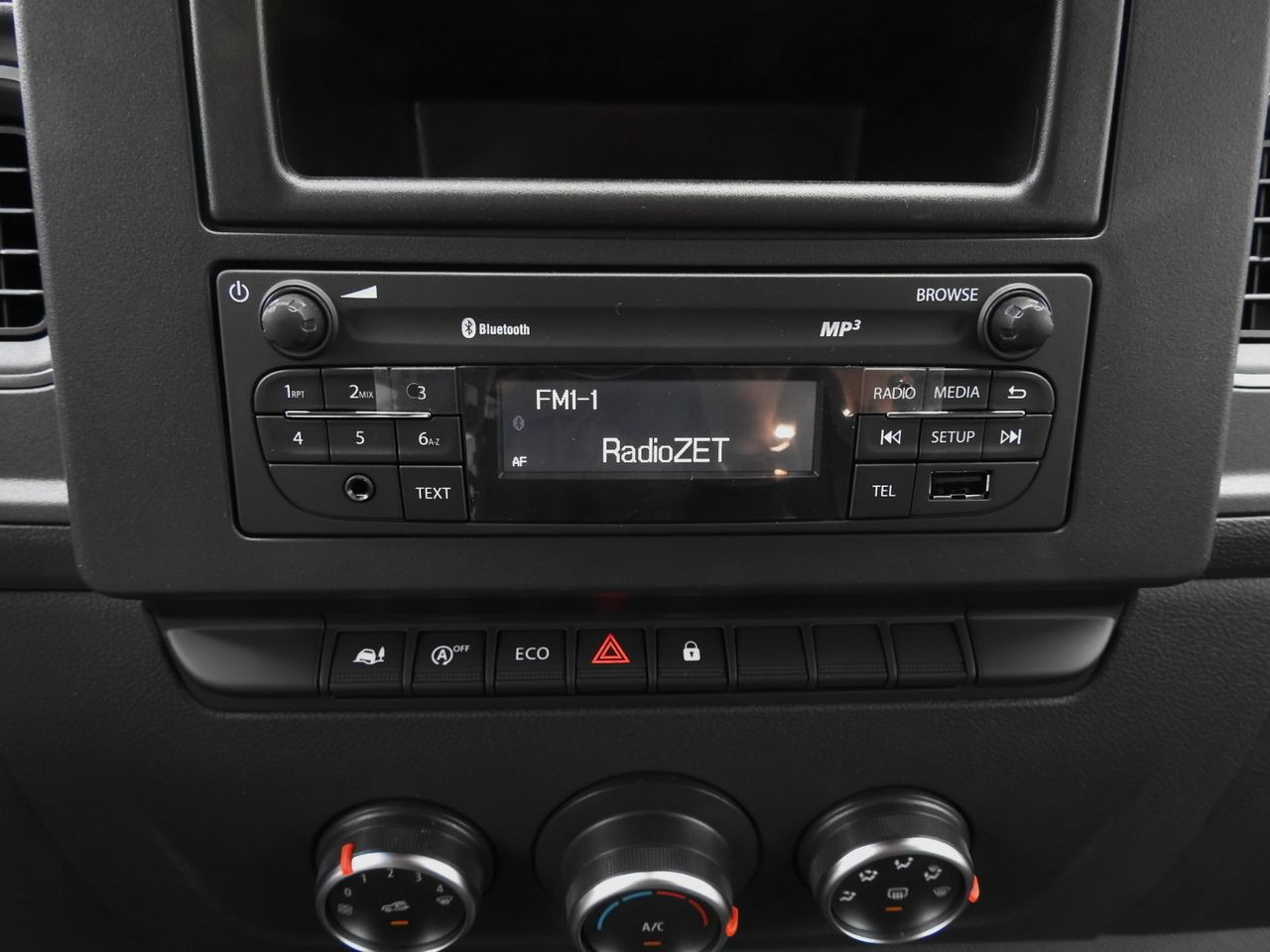 Pressukapelli tavara-auto RENAULT MASTER  NEW TARPAULIN 8 PALLETS CRUISE CONTROL LED LIGHTS AIR CONDITIONING 165HP: kuva Pressukapelli tavara-auto RENAULT MASTER  NEW TARPAULIN 8 PALLETS CRUISE CONTROL LED LIGHTS AIR CONDITIONING 165HP