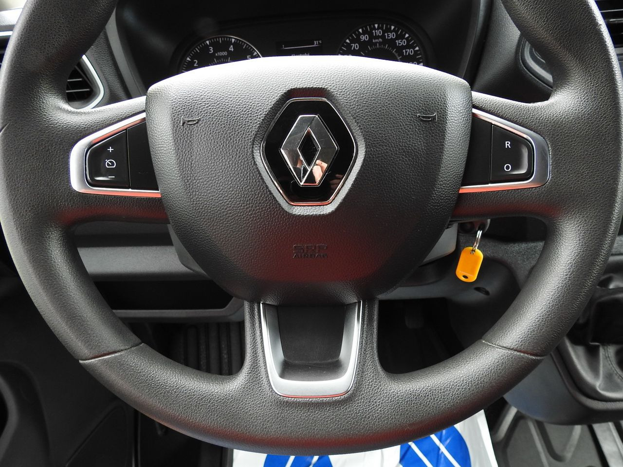Pressukapelli tavara-auto RENAULT MASTER: kuva Pressukapelli tavara-auto RENAULT MASTER