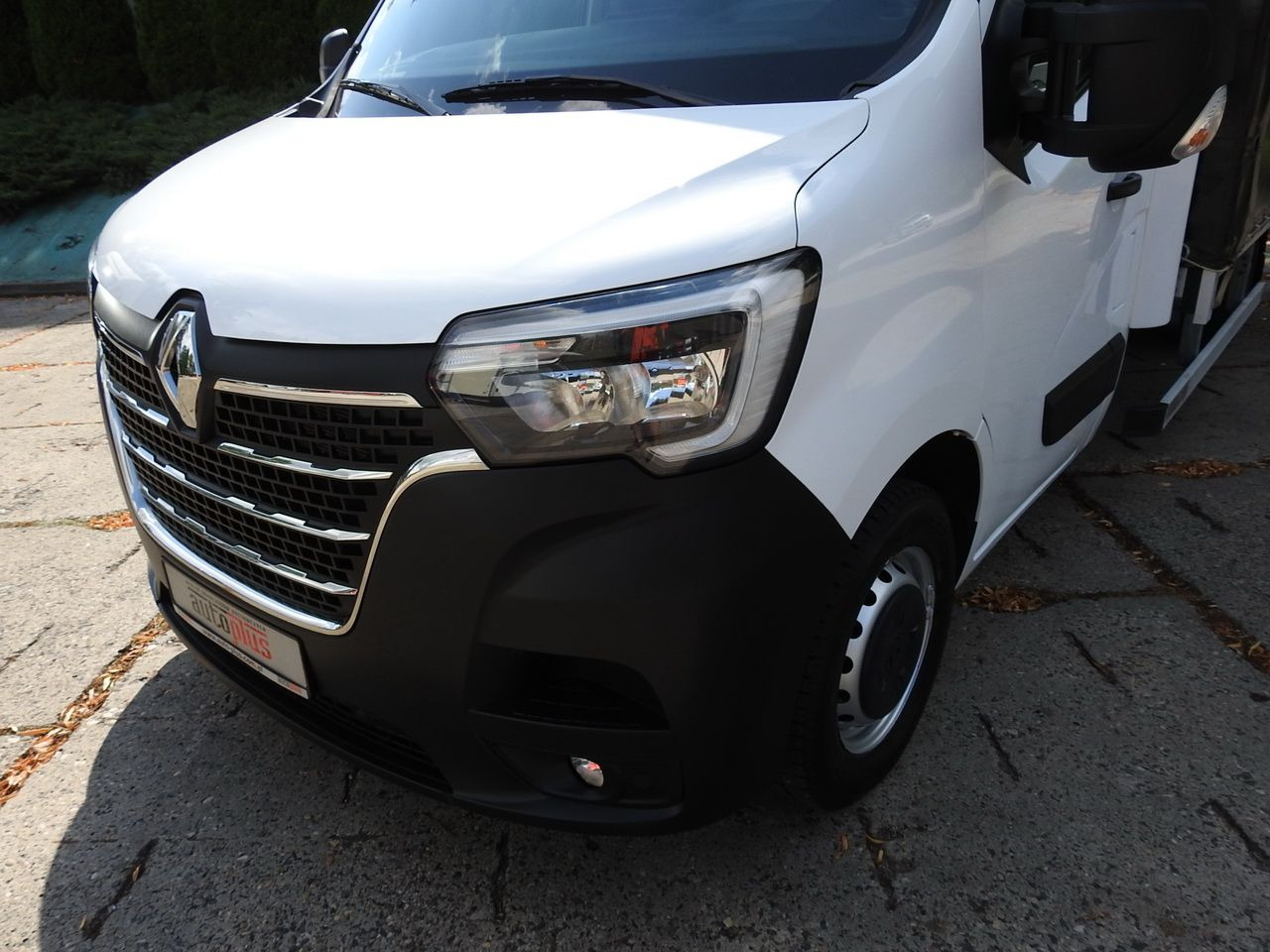 Pressukapelli tavara-auto RENAULT MASTER: kuva Pressukapelli tavara-auto RENAULT MASTER