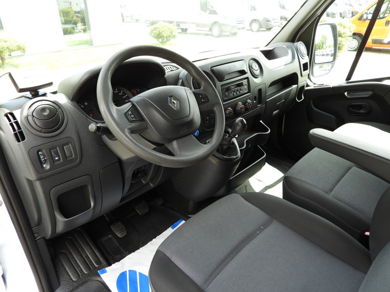 RENAULT MASTER REFRIGERATOR VAN -20*C POWER SUPPLY 230V CRUISE CONTROL AIR CONDITIONING 145HP - Kylmäauto: kuva RENAULT MASTER REFRIGERATOR VAN -20*C POWER SUPPLY 230V CRUISE CONTROL AIR CONDITIONING 145HP - Kylmäauto RENAULT MASTER REFRIGERATOR VAN -20*C POWER SUPPLY 230V CRUISE CONTROL AIR CONDITIONING 145HP - Kylmäauto: kuva RENAULT MASTER REFRIGERATOR VAN -20*C POWER SUPPLY 230V CRUISE CONTROL AIR CONDITIONING 145HP - Kylmäauto