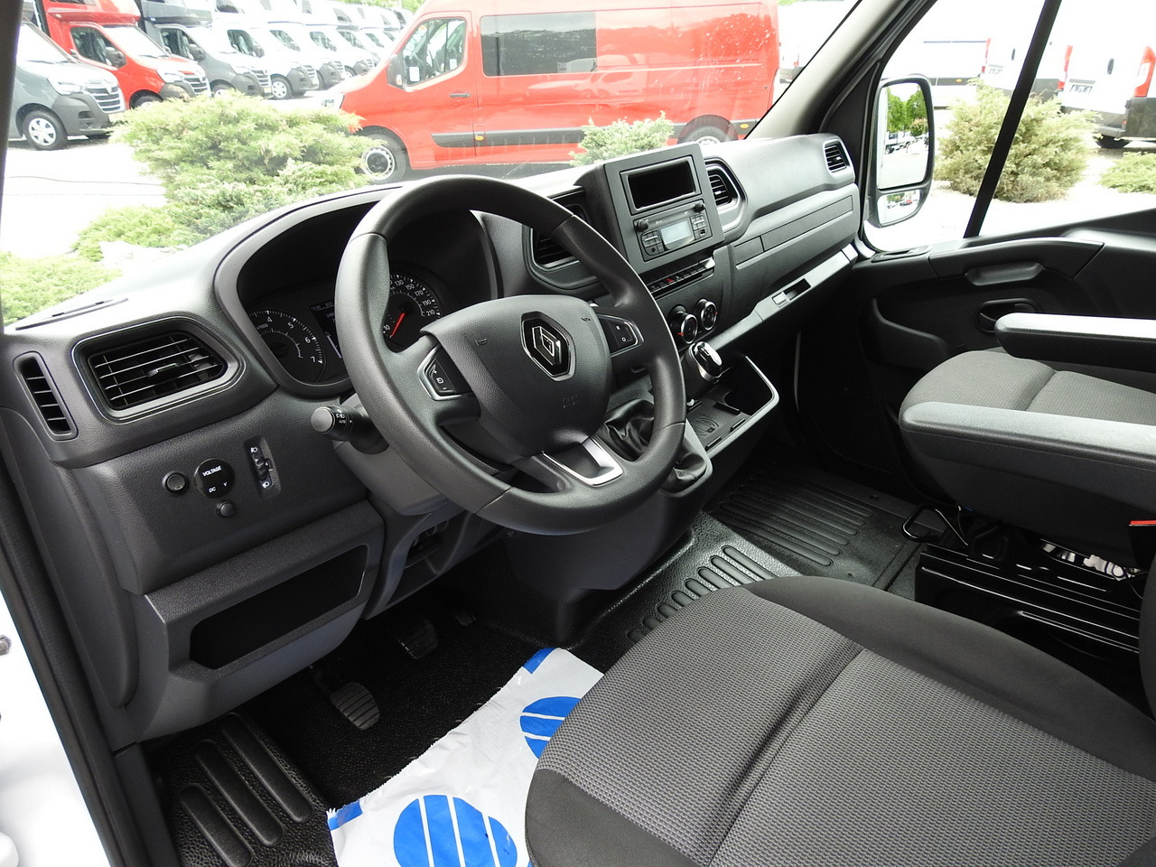 RENAULT MASTER TARPAULIN 10 PALLETS WEBASTO CRUISE CONTROL AIR CONDITIONING LED LIGHTS 165HP - Pressukapelli tavara-auto: kuva RENAULT MASTER TARPAULIN 10 PALLETS WEBASTO CRUISE CONTROL AIR CONDITIONING LED LIGHTS 165HP - Pressukapelli tavara-auto RENAULT MASTER TARPAULIN 10 PALLETS WEBASTO CRUISE CONTROL AIR CONDITIONING LED LIGHTS 165HP - Pressukapelli tavara-auto: kuva RENAULT MASTER TARPAULIN 10 PALLETS WEBASTO CRUISE CONTROL AIR CONDITIONING LED LIGHTS 165HP - Pressukapelli tavara-auto