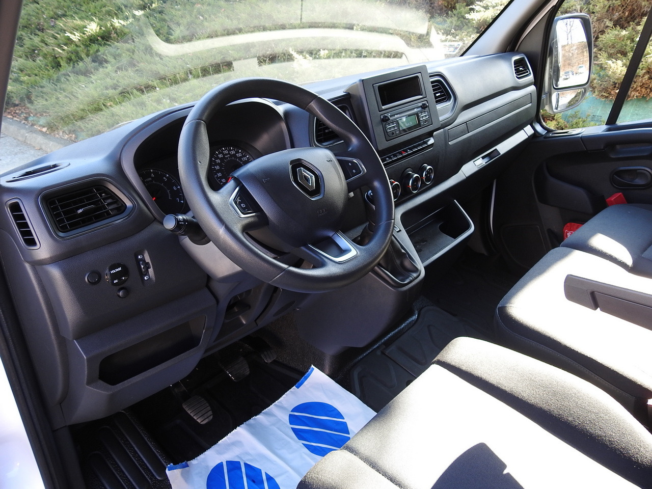 RENAULT MASTER TARPAULIN 10 PALLETS WEBASTO CRUISE CONTROL AIR CONDITIONING LED LIGHTS 165HP - Pressukapelli tavara-auto: kuva RENAULT MASTER TARPAULIN 10 PALLETS WEBASTO CRUISE CONTROL AIR CONDITIONING LED LIGHTS 165HP - Pressukapelli tavara-auto RENAULT MASTER TARPAULIN 10 PALLETS WEBASTO CRUISE CONTROL AIR CONDITIONING LED LIGHTS 165HP - Pressukapelli tavara-auto: kuva RENAULT MASTER TARPAULIN 10 PALLETS WEBASTO CRUISE CONTROL AIR CONDITIONING LED LIGHTS 165HP - Pressukapelli tavara-auto