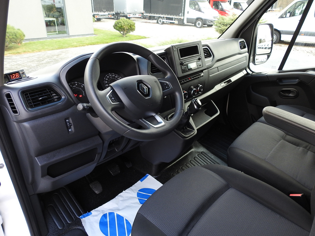 RENAULT MASTER TARPAULIN 10 PALLETS WEBASTO CRUISE CONTROL AIR CONDITIONING LED LIGHTS PNEUMATICS 165HP - Pressukapelli tavara-auto: kuva RENAULT MASTER TARPAULIN 10 PALLETS WEBASTO CRUISE CONTROL AIR CONDITIONING LED LIGHTS PNEUMATICS 165HP - Pressukapelli tavara-auto RENAULT MASTER TARPAULIN 10 PALLETS WEBASTO CRUISE CONTROL AIR CONDITIONING LED LIGHTS PNEUMATICS 165HP - Pressukapelli tavara-auto: kuva RENAULT MASTER TARPAULIN 10 PALLETS WEBASTO CRUISE CONTROL AIR CONDITIONING LED LIGHTS PNEUMATICS 165HP - Pressukapelli tavara-auto