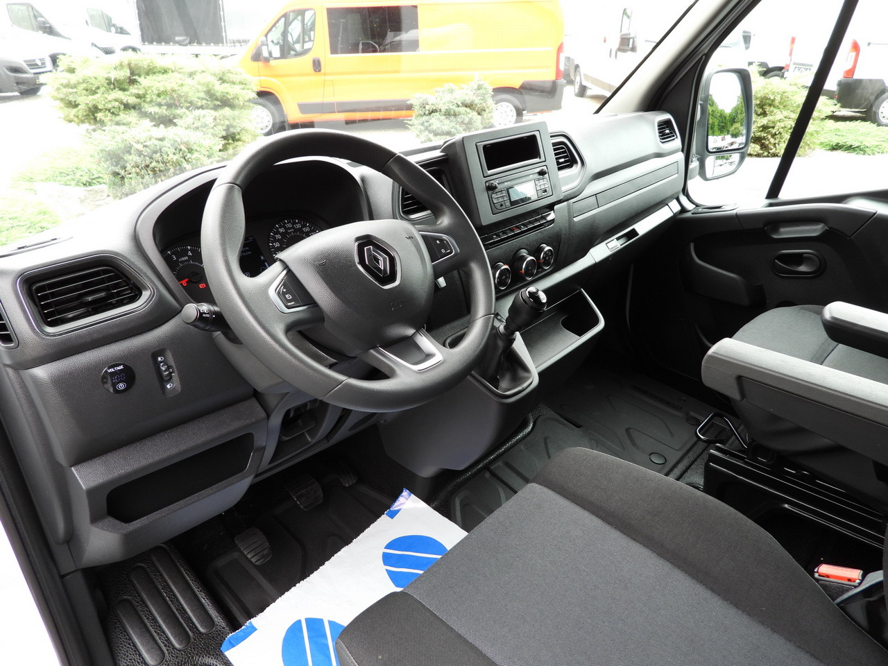 RENAULT MASTER TARPAULIN 10 PALLETS WEBASTO CRUISE CONTROL LED LIGHTS PNEUMATICS AIR CONDITIONING 165HP - Pressukapelli tavara-auto: kuva RENAULT MASTER TARPAULIN 10 PALLETS WEBASTO CRUISE CONTROL LED LIGHTS PNEUMATICS AIR CONDITIONING 165HP - Pressukapelli tavara-auto RENAULT MASTER TARPAULIN 10 PALLETS WEBASTO CRUISE CONTROL LED LIGHTS PNEUMATICS AIR CONDITIONING 165HP - Pressukapelli tavara-auto: kuva RENAULT MASTER TARPAULIN 10 PALLETS WEBASTO CRUISE CONTROL LED LIGHTS PNEUMATICS AIR CONDITIONING 165HP - Pressukapelli tavara-auto