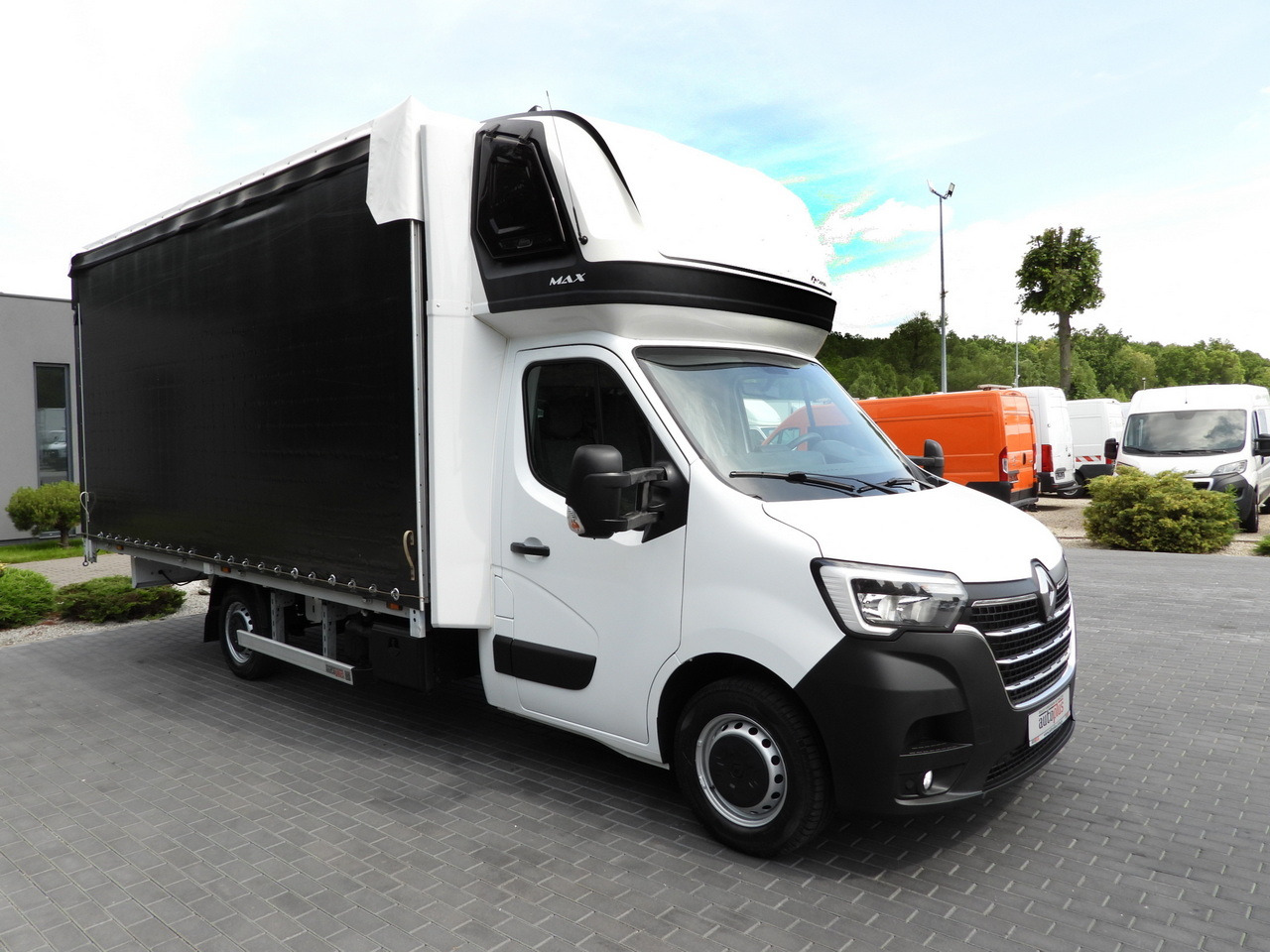 RENAULT MASTER TARPAULIN 12 PALLETS WEBASTO CRUISE CONTROL LED LIGHTS PNEUMATICS AIR CONDITIONING 165HP - Pressukapelli tavara-auto: kuva RENAULT MASTER TARPAULIN 12 PALLETS WEBASTO CRUISE CONTROL LED LIGHTS PNEUMATICS AIR CONDITIONING 165HP - Pressukapelli tavara-auto RENAULT MASTER TARPAULIN 12 PALLETS WEBASTO CRUISE CONTROL LED LIGHTS PNEUMATICS AIR CONDITIONING 165HP - Pressukapelli tavara-auto: kuva RENAULT MASTER TARPAULIN 12 PALLETS WEBASTO CRUISE CONTROL LED LIGHTS PNEUMATICS AIR CONDITIONING 165HP - Pressukapelli tavara-auto