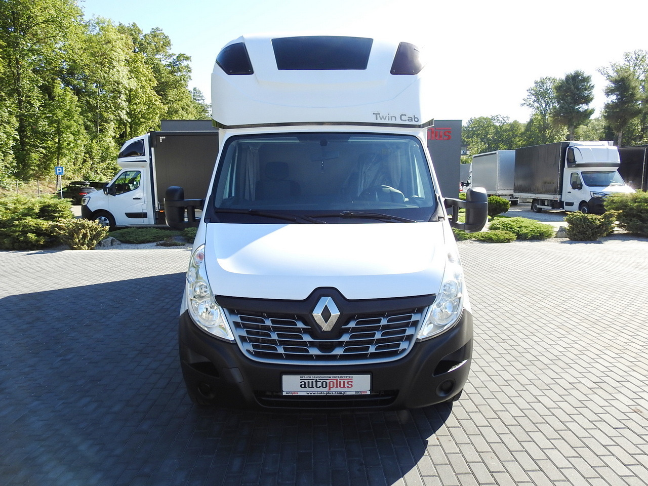 RENAULT MASTER TARPAULIN 8 PALLETS WEBASTO CRUISE CONTROL AIR CONDITIONING PNEUMATICS 170HP - Pressukapelli tavara-auto: kuva RENAULT MASTER TARPAULIN 8 PALLETS WEBASTO CRUISE CONTROL AIR CONDITIONING PNEUMATICS 170HP - Pressukapelli tavara-auto RENAULT MASTER TARPAULIN 8 PALLETS WEBASTO CRUISE CONTROL AIR CONDITIONING PNEUMATICS 170HP - Pressukapelli tavara-auto: kuva RENAULT MASTER TARPAULIN 8 PALLETS WEBASTO CRUISE CONTROL AIR CONDITIONING PNEUMATICS 170HP - Pressukapelli tavara-auto