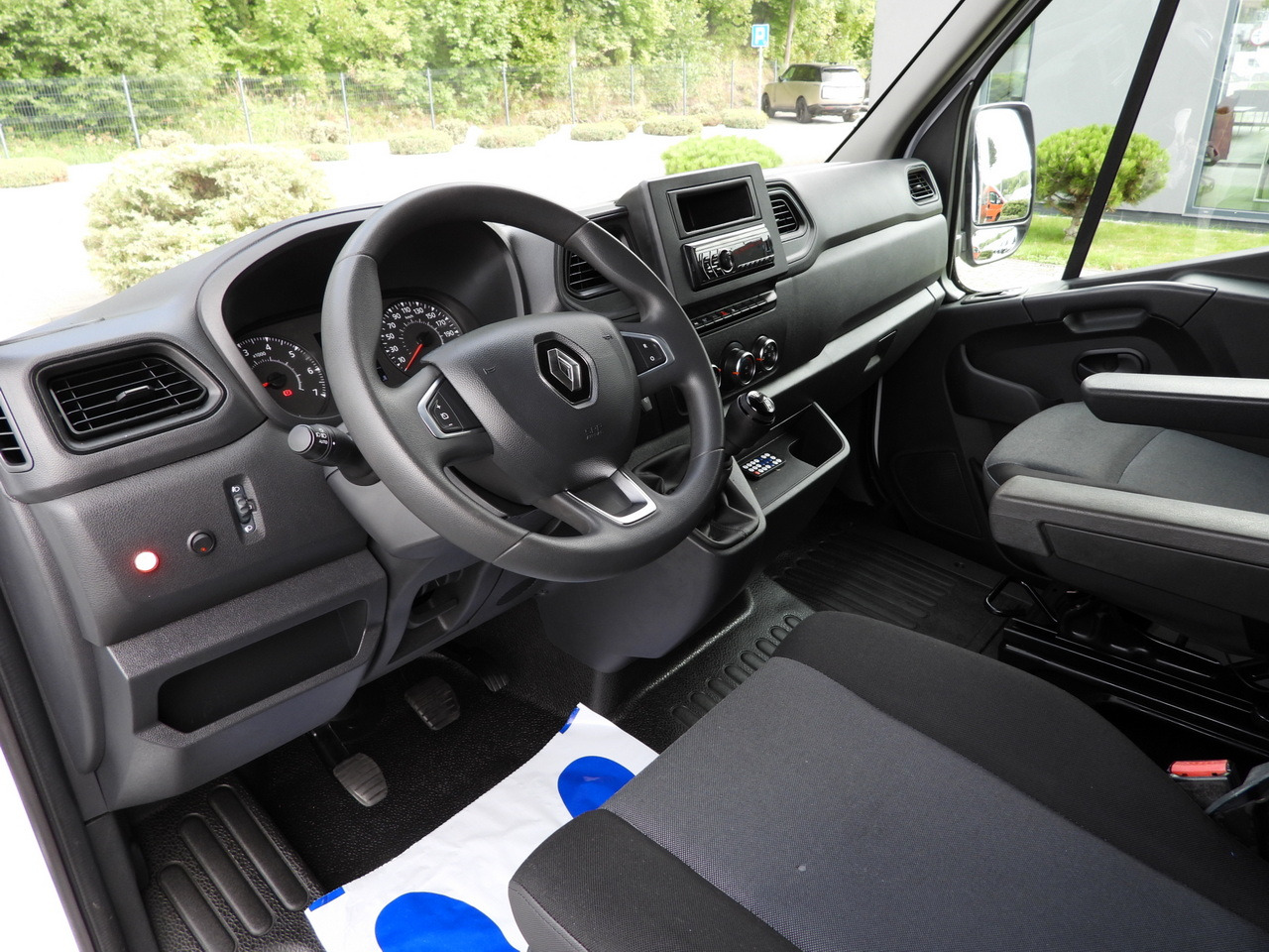 RENAULT MASTER TARPAULIN LIFT 8 PALLETS CRUISE CONTROL LED LIGHTS AIR CONDITIONING 145HP - Pressukapelli tavara-auto: kuva RENAULT MASTER TARPAULIN LIFT 8 PALLETS CRUISE CONTROL LED LIGHTS AIR CONDITIONING 145HP - Pressukapelli tavara-auto RENAULT MASTER TARPAULIN LIFT 8 PALLETS CRUISE CONTROL LED LIGHTS AIR CONDITIONING 145HP - Pressukapelli tavara-auto: kuva RENAULT MASTER TARPAULIN LIFT 8 PALLETS CRUISE CONTROL LED LIGHTS AIR CONDITIONING 145HP - Pressukapelli tavara-auto