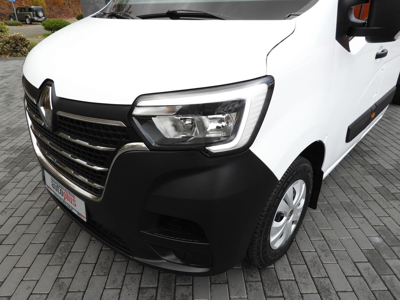 Kippilava-auto RENAULT MASTER TIPPER DOUBLE CABIN DOKA 7 SEATS CRUISE CONTROL NAVIGATION LED LIGHTS AIR CONDITIONING 145HP: kuva Kippilava-auto RENAULT MASTER TIPPER DOUBLE CABIN DOKA 7 SEATS CRUISE CONTROL NAVIGATION LED LIGHTS AIR CONDITIONING 145HP Kippilava-auto RENAULT MASTER TIPPER DOUBLE CABIN DOKA 7 SEATS CRUISE CONTROL NAVIGATION LED LIGHTS AIR CONDITIONING 145HP: kuva Kippilava-auto RENAULT MASTER TIPPER DOUBLE CABIN DOKA 7 SEATS CRUISE CONTROL NAVIGATION LED LIGHTS AIR CONDITIONING 145HP