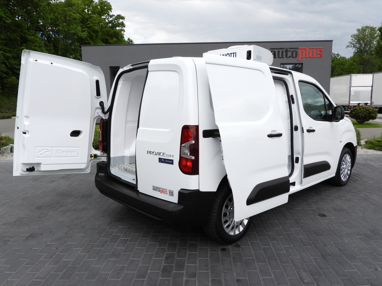 TOYOTA PROACE CITY REFRIGERATOR VAN -15*C POWER SUPPLY 230V CRUISE CONTROL AIR CONDITIONING 100HP - Kylmäauto: kuva TOYOTA PROACE CITY REFRIGERATOR VAN -15*C POWER SUPPLY 230V CRUISE CONTROL AIR CONDITIONING 100HP - Kylmäauto TOYOTA PROACE CITY REFRIGERATOR VAN -15*C POWER SUPPLY 230V CRUISE CONTROL AIR CONDITIONING 100HP - Kylmäauto: kuva TOYOTA PROACE CITY REFRIGERATOR VAN -15*C POWER SUPPLY 230V CRUISE CONTROL AIR CONDITIONING 100HP - Kylmäauto