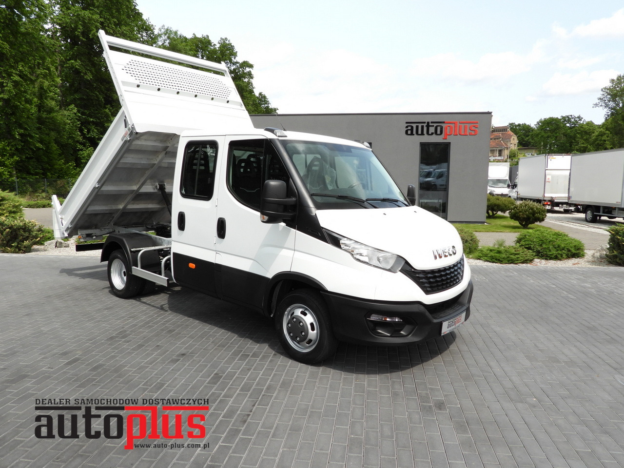 IVECO DAILY 35C14 TIPPER DOUBLE CABIN DOKA 6 SEATS CRUISE CONTROL TWIN WHEELS AIR CONDITIONING 140HP - Tavara-auto: kuva IVECO DAILY 35C14 TIPPER DOUBLE CABIN DOKA 6 SEATS CRUISE CONTROL TWIN WHEELS AIR CONDITIONING 140HP - Tavara-auto IVECO DAILY 35C14 TIPPER DOUBLE CABIN DOKA 6 SEATS CRUISE CONTROL TWIN WHEELS AIR CONDITIONING 140HP - Tavara-auto: kuva IVECO DAILY 35C14 TIPPER DOUBLE CABIN DOKA 6 SEATS CRUISE CONTROL TWIN WHEELS AIR CONDITIONING 140HP - Tavara-auto