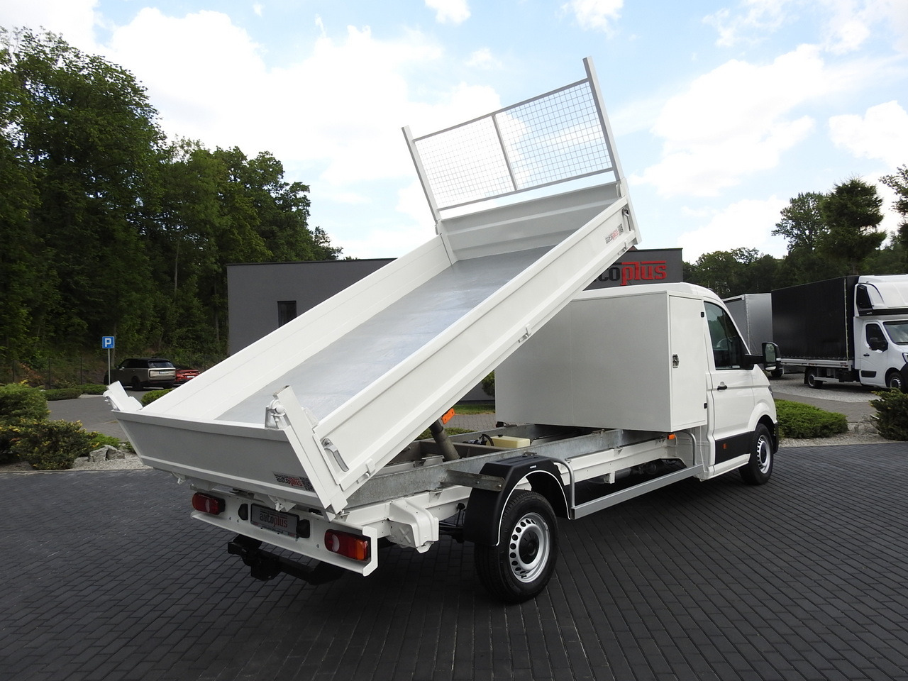 VOLKSWAGEN CRAFTER TIPPER CRUISE CONTROL 100HP - Kippilava-auto: kuva VOLKSWAGEN CRAFTER TIPPER CRUISE CONTROL 100HP - Kippilava-auto VOLKSWAGEN CRAFTER TIPPER CRUISE CONTROL 100HP - Kippilava-auto: kuva VOLKSWAGEN CRAFTER TIPPER CRUISE CONTROL 100HP - Kippilava-auto