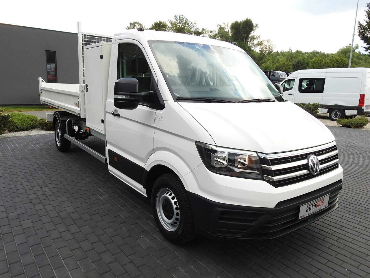 VOLKSWAGEN CRAFTER TIPPER CRUISE CONTROL 100HP - Kippilava-auto: kuva VOLKSWAGEN CRAFTER TIPPER CRUISE CONTROL 100HP - Kippilava-auto VOLKSWAGEN CRAFTER TIPPER CRUISE CONTROL 100HP - Kippilava-auto: kuva VOLKSWAGEN CRAFTER TIPPER CRUISE CONTROL 100HP - Kippilava-auto