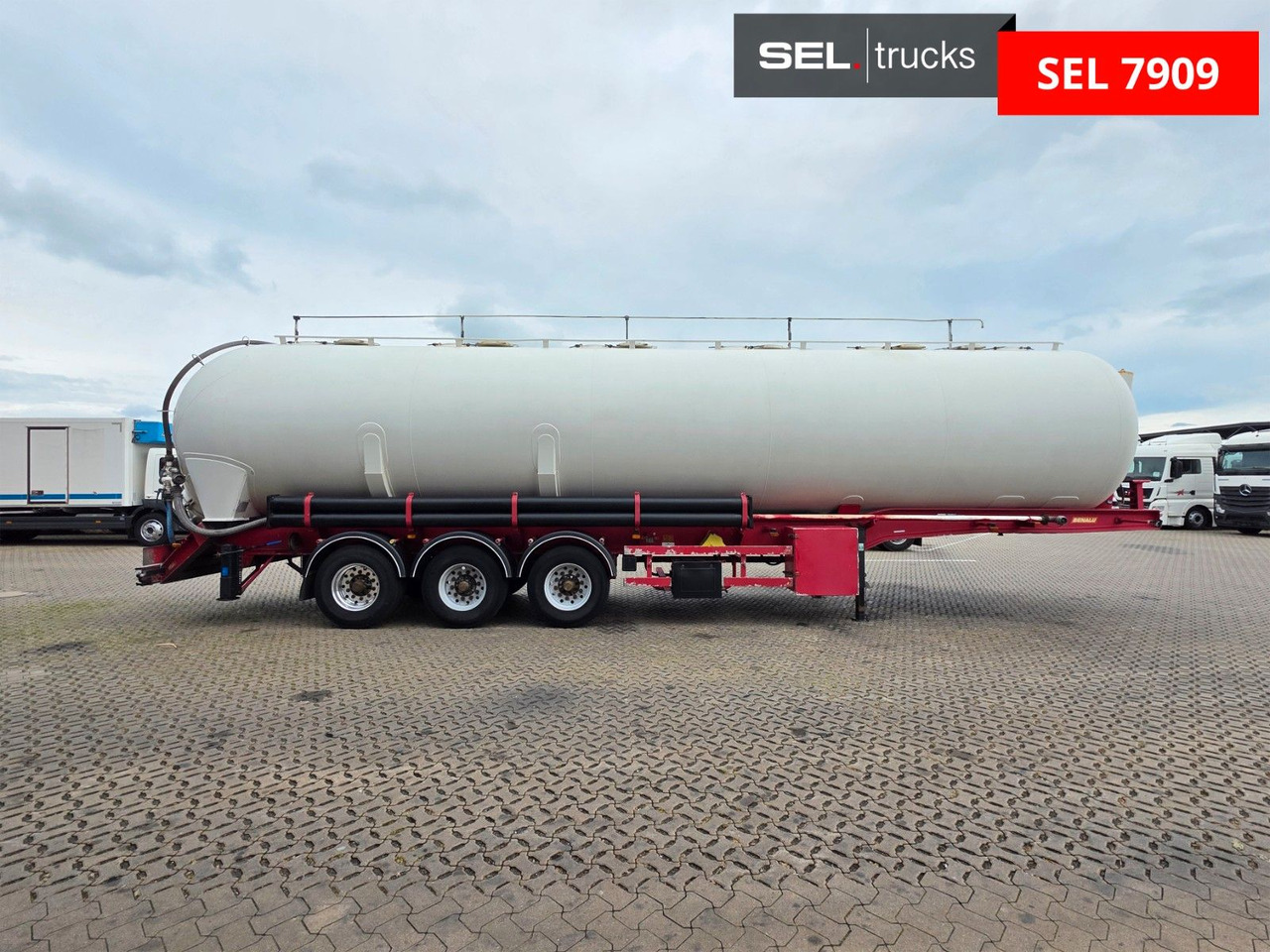 Benalu Neptune 62 / Kippsilo / 62m3 - Bulk-säiliöperävaunu: kuva Benalu Neptune 62 / Kippsilo / 62m3 - Bulk-säiliöperävaunu Benalu Neptune 62 / Kippsilo / 62m3 - Bulk-säiliöperävaunu: kuva Benalu Neptune 62 / Kippsilo / 62m3 - Bulk-säiliöperävaunu