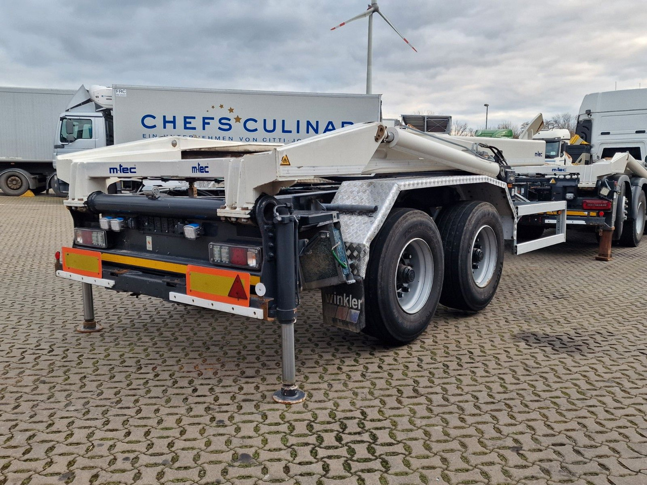 Kippiauto kuorma-auto MAN TGS 35.500.8X2-6 BL / Silosteller / Lenkachse: kuva Kippiauto kuorma-auto MAN TGS 35.500.8X2-6 BL / Silosteller / Lenkachse