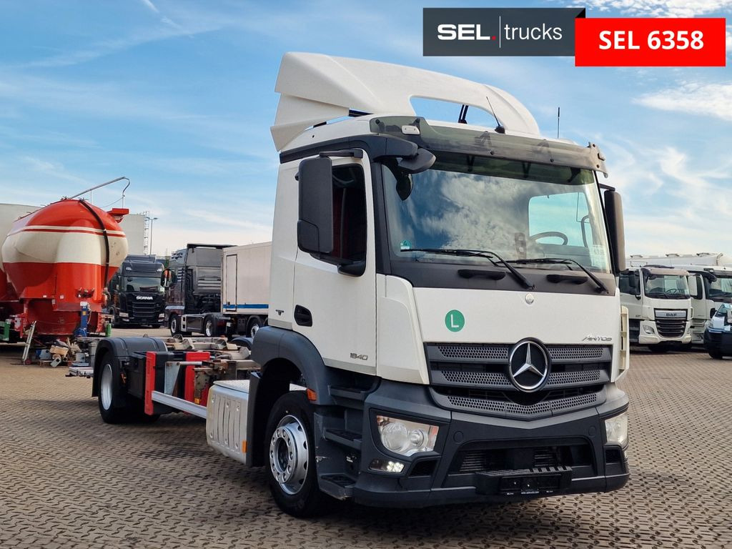 Mercedes-Benz Antos 1840 / Ladebordwand / Retarder Mercedes-Benz Antos 1840 / Ladebordwand / Retarder - Konttialus/ Vaihtokuormatilat kuorma-auto: kuva Mercedes-Benz Antos 1840 / Ladebordwand / Retarder Mercedes-Benz Antos 1840 / Ladebordwand / Retarder - Konttialus/ Vaihtokuormatilat kuorma-auto Mercedes-Benz Antos 1840 / Ladebordwand / Retarder Mercedes-Benz Antos 1840 / Ladebordwand / Retarder - Konttialus/ Vaihtokuormatilat kuorma-auto: kuva Mercedes-Benz Antos 1840 / Ladebordwand / Retarder Mercedes-Benz Antos 1840 / Ladebordwand / Retarder - Konttialus/ Vaihtokuormatilat kuorma-auto