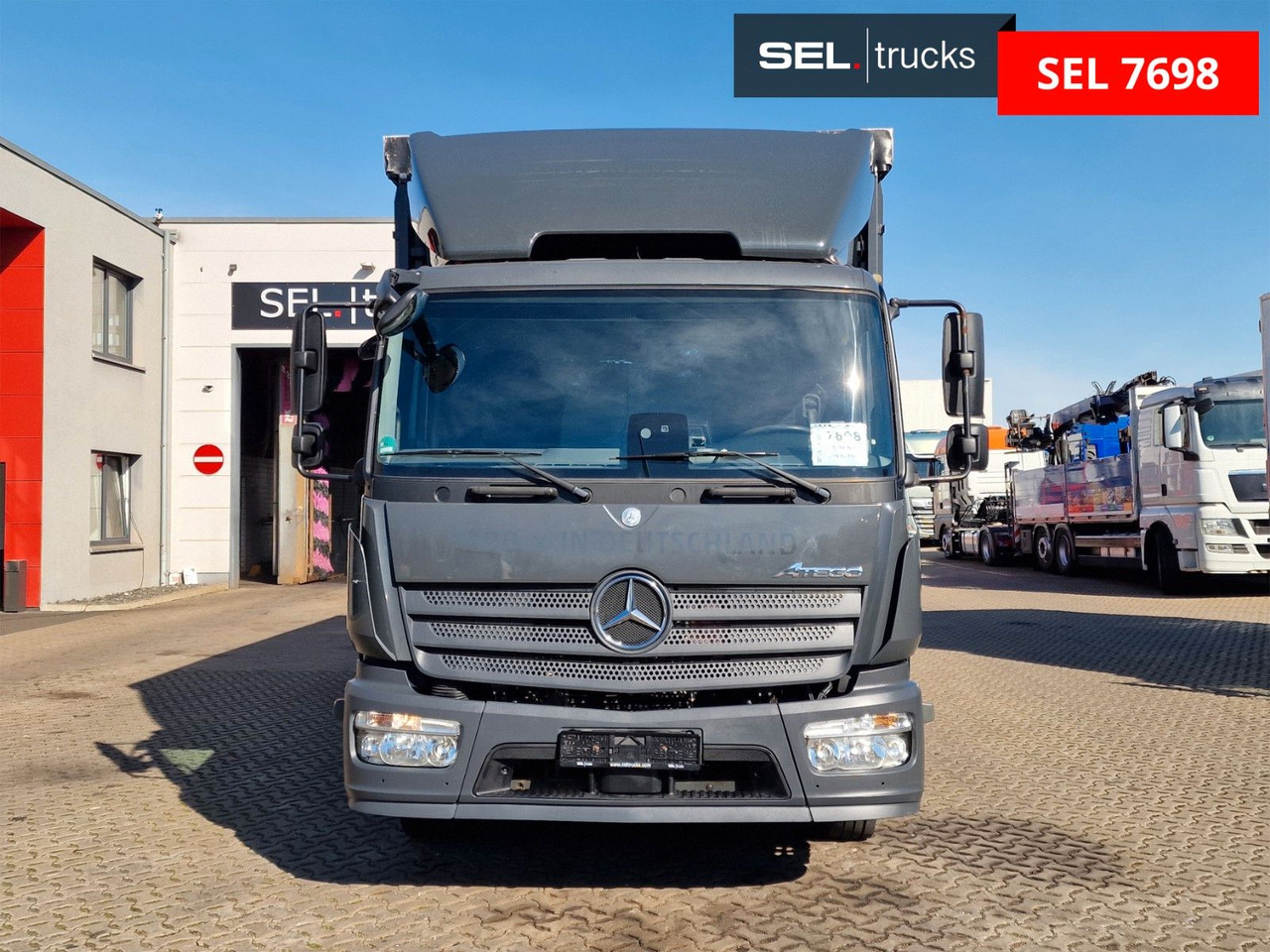 Mercedes-Benz Atego 1221 / Ladebordwand - Pressukapelli kuorma-auto: kuva Mercedes-Benz Atego 1221 / Ladebordwand - Pressukapelli kuorma-auto Mercedes-Benz Atego 1221 / Ladebordwand - Pressukapelli kuorma-auto: kuva Mercedes-Benz Atego 1221 / Ladebordwand - Pressukapelli kuorma-auto
