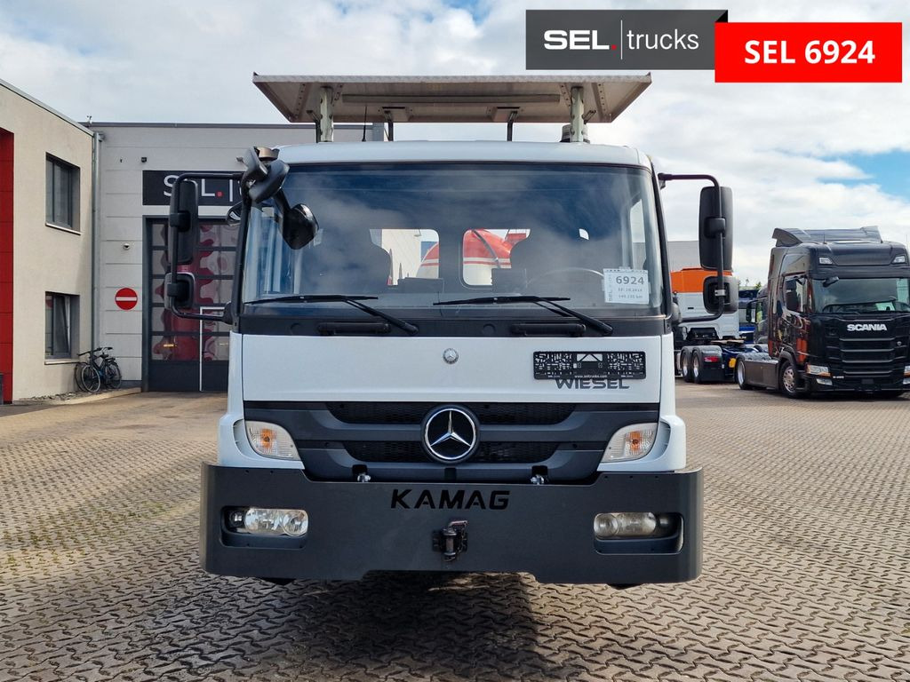 Mercedes-Benz KAMAG WBH 25 / Wiesel Umsetzer Sattelplatte - Konttialus/ Vaihtokuormatilat kuorma-auto: kuva Mercedes-Benz KAMAG WBH 25 / Wiesel Umsetzer Sattelplatte - Konttialus/ Vaihtokuormatilat kuorma-auto Mercedes-Benz KAMAG WBH 25 / Wiesel Umsetzer Sattelplatte - Konttialus/ Vaihtokuormatilat kuorma-auto: kuva Mercedes-Benz KAMAG WBH 25 / Wiesel Umsetzer Sattelplatte - Konttialus/ Vaihtokuormatilat kuorma-auto