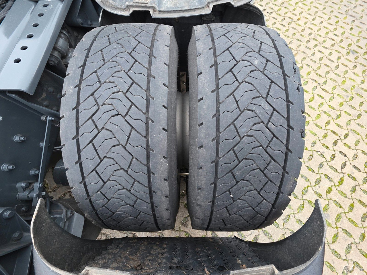 Vetopöytäauto DAF XF 530 FT / Intarder / 2 Tanks / Stanklima / 6E: kuva Vetopöytäauto DAF XF 530 FT / Intarder / 2 Tanks / Stanklima / 6E