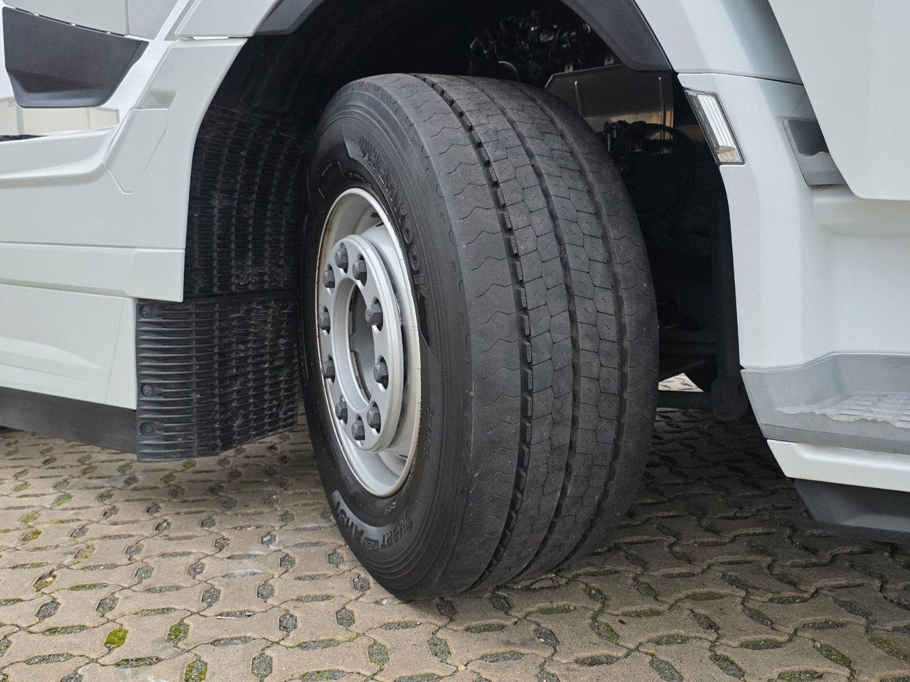 Vetopöytäauto DAF XF 530 FT / Intarder / 2 Tanks / Stanklima / 6E: kuva Vetopöytäauto DAF XF 530 FT / Intarder / 2 Tanks / Stanklima / 6E