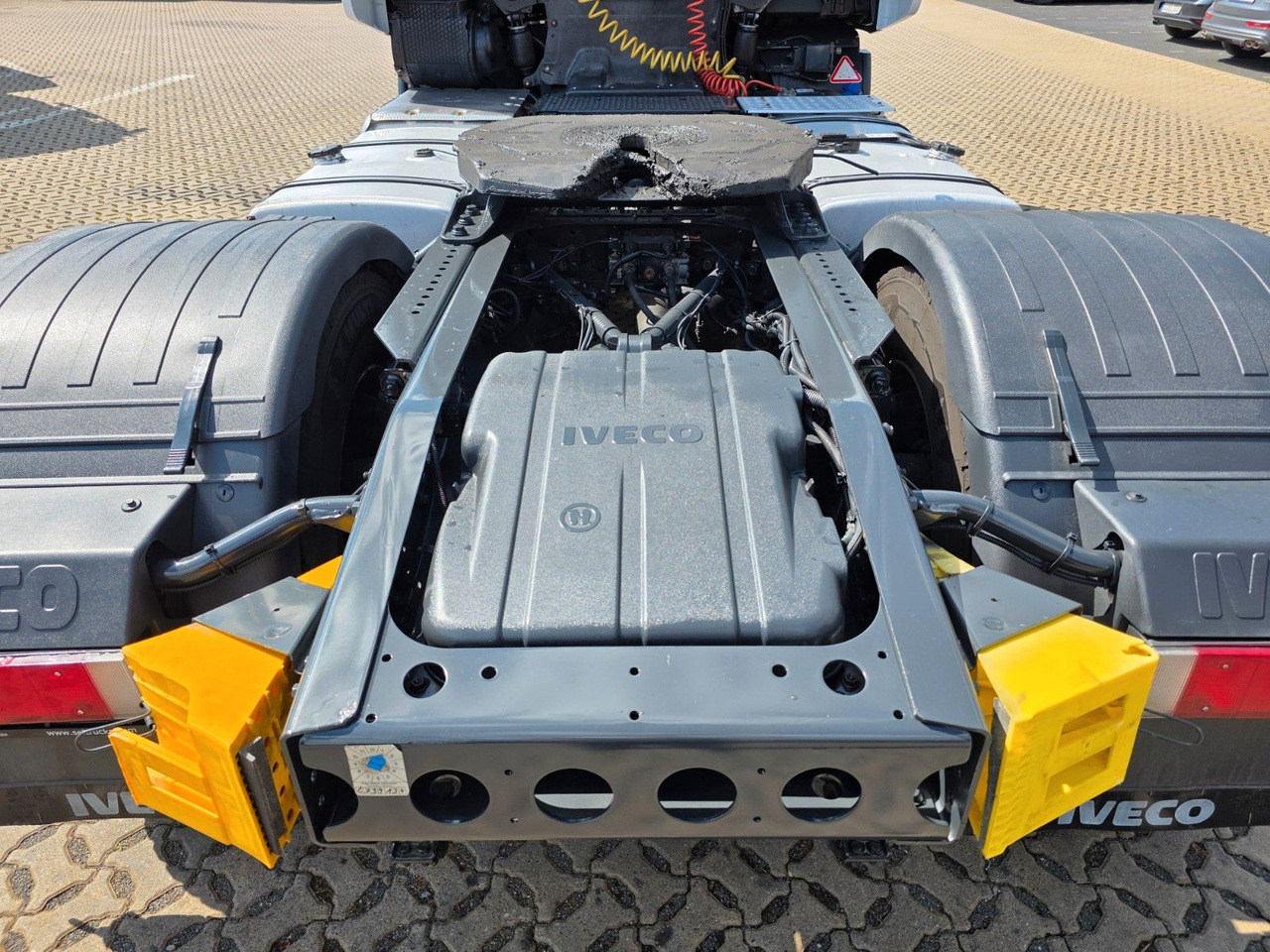 Vetopöytäauto Iveco Stralis 420 / ZF Intarder: kuva Vetopöytäauto Iveco Stralis 420 / ZF Intarder