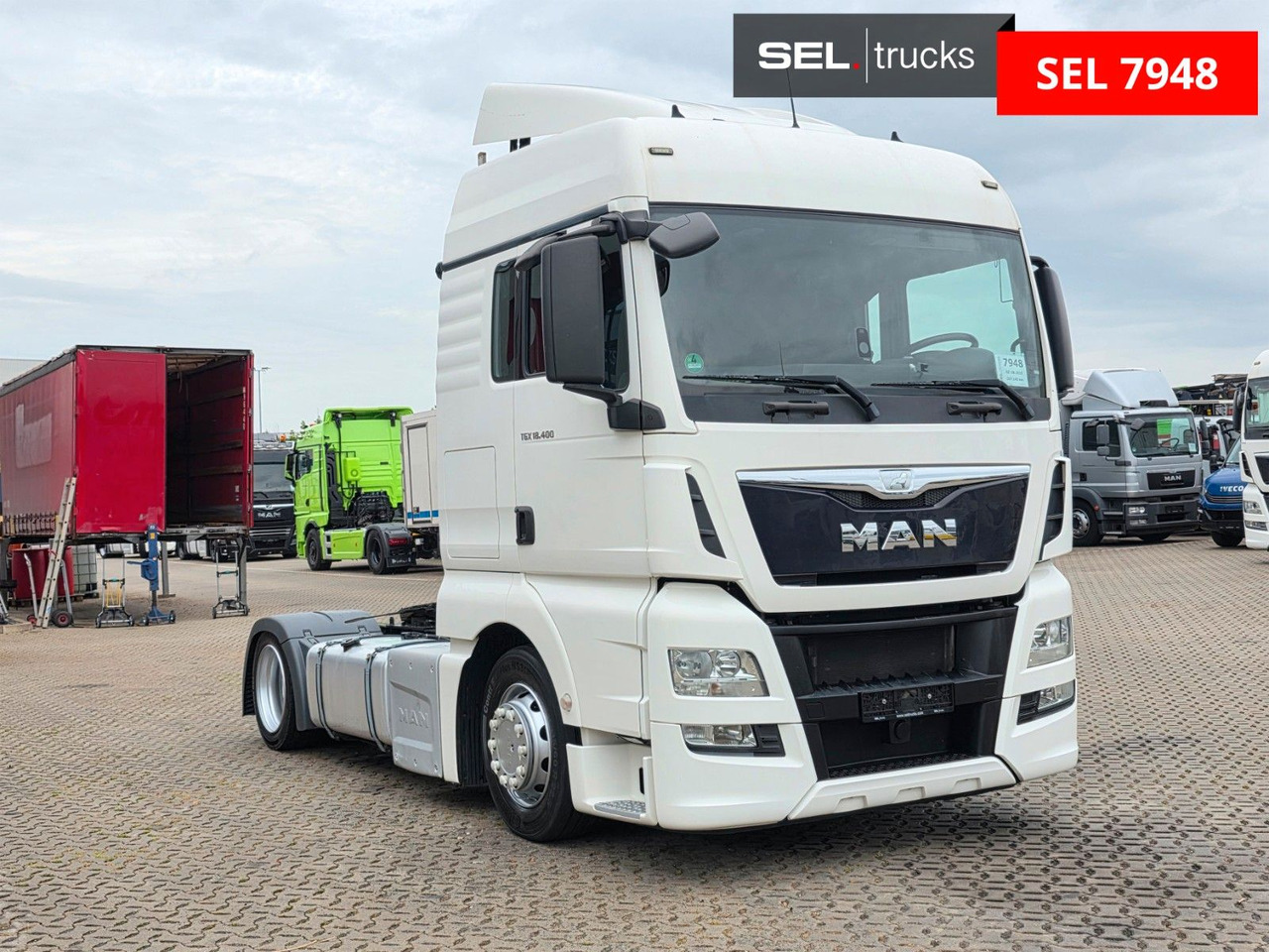MAN TGX 18.400 4X2 LLS-U / ZF Intarder / LOW KM !! - Vetopöytäauto: kuva MAN TGX 18.400 4X2 LLS-U / ZF Intarder / LOW KM !! - Vetopöytäauto MAN TGX 18.400 4X2 LLS-U / ZF Intarder / LOW KM !! - Vetopöytäauto: kuva MAN TGX 18.400 4X2 LLS-U / ZF Intarder / LOW KM !! - Vetopöytäauto