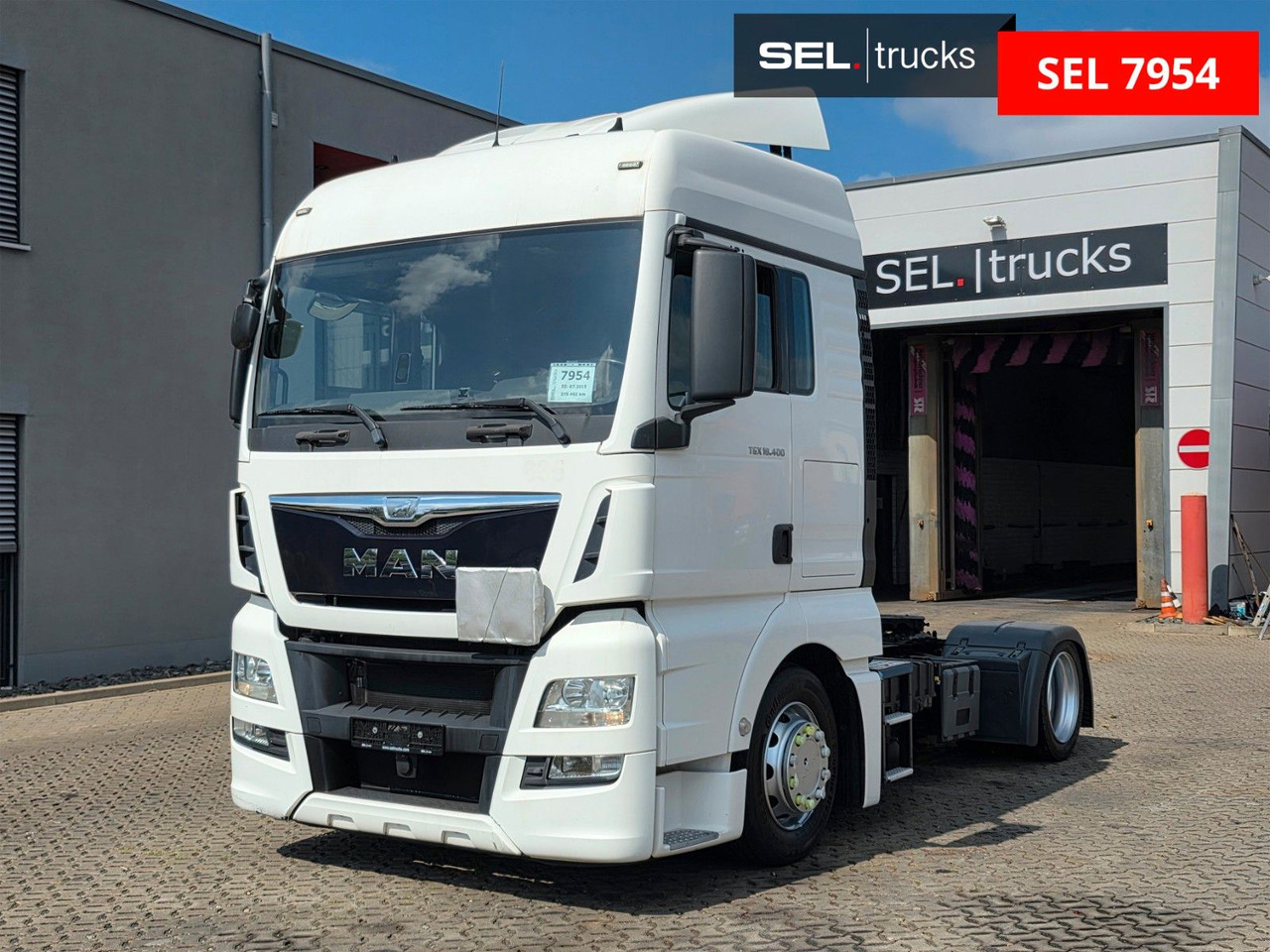 MAN TGX 18.400 4X2 LLS-U / ZF Intarder - Vetopöytäauto: kuva MAN TGX 18.400 4X2 LLS-U / ZF Intarder - Vetopöytäauto MAN TGX 18.400 4X2 LLS-U / ZF Intarder - Vetopöytäauto: kuva MAN TGX 18.400 4X2 LLS-U / ZF Intarder - Vetopöytäauto