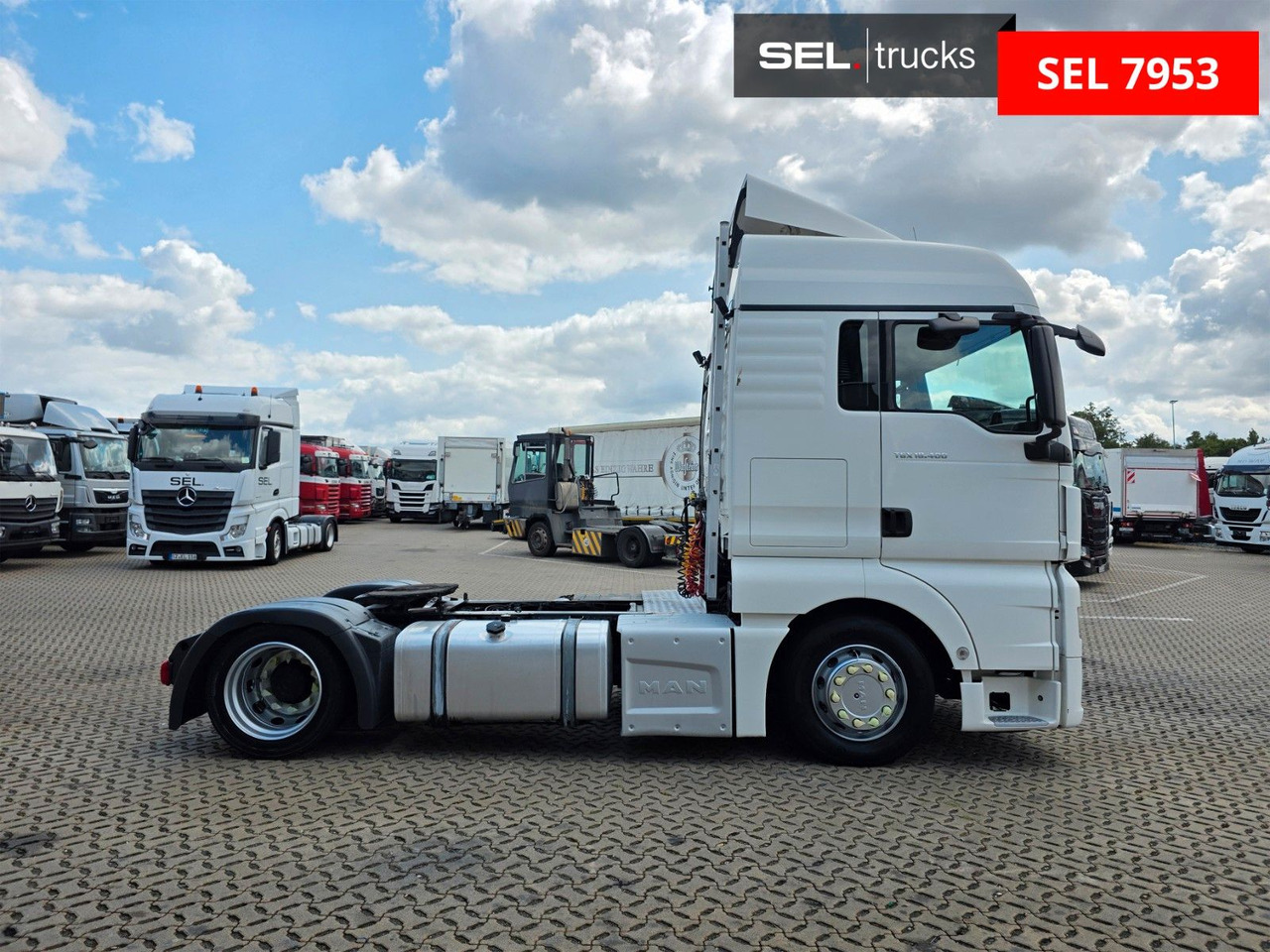 MAN TGX 18.400 4X2 LLS-U / ZF Intarder - Vetopöytäauto: kuva MAN TGX 18.400 4X2 LLS-U / ZF Intarder - Vetopöytäauto MAN TGX 18.400 4X2 LLS-U / ZF Intarder - Vetopöytäauto: kuva MAN TGX 18.400 4X2 LLS-U / ZF Intarder - Vetopöytäauto