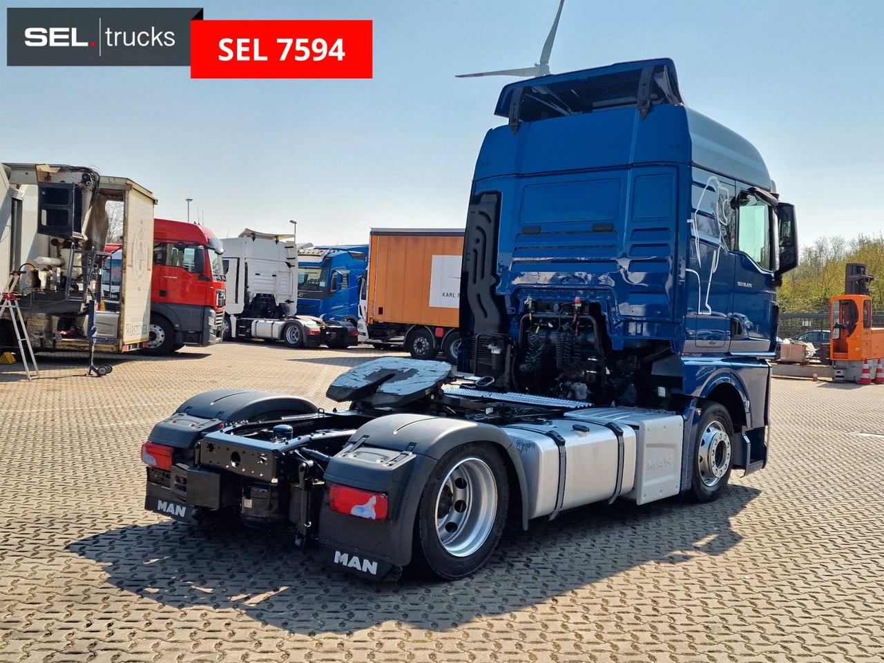 MAN TGX 18 470 4x2 LL SA / Retarder /6D /Hubkupplung - Vetopöytäauto: kuva MAN TGX 18 470 4x2 LL SA / Retarder /6D /Hubkupplung - Vetopöytäauto MAN TGX 18 470 4x2 LL SA / Retarder /6D /Hubkupplung - Vetopöytäauto: kuva MAN TGX 18 470 4x2 LL SA / Retarder /6D /Hubkupplung - Vetopöytäauto