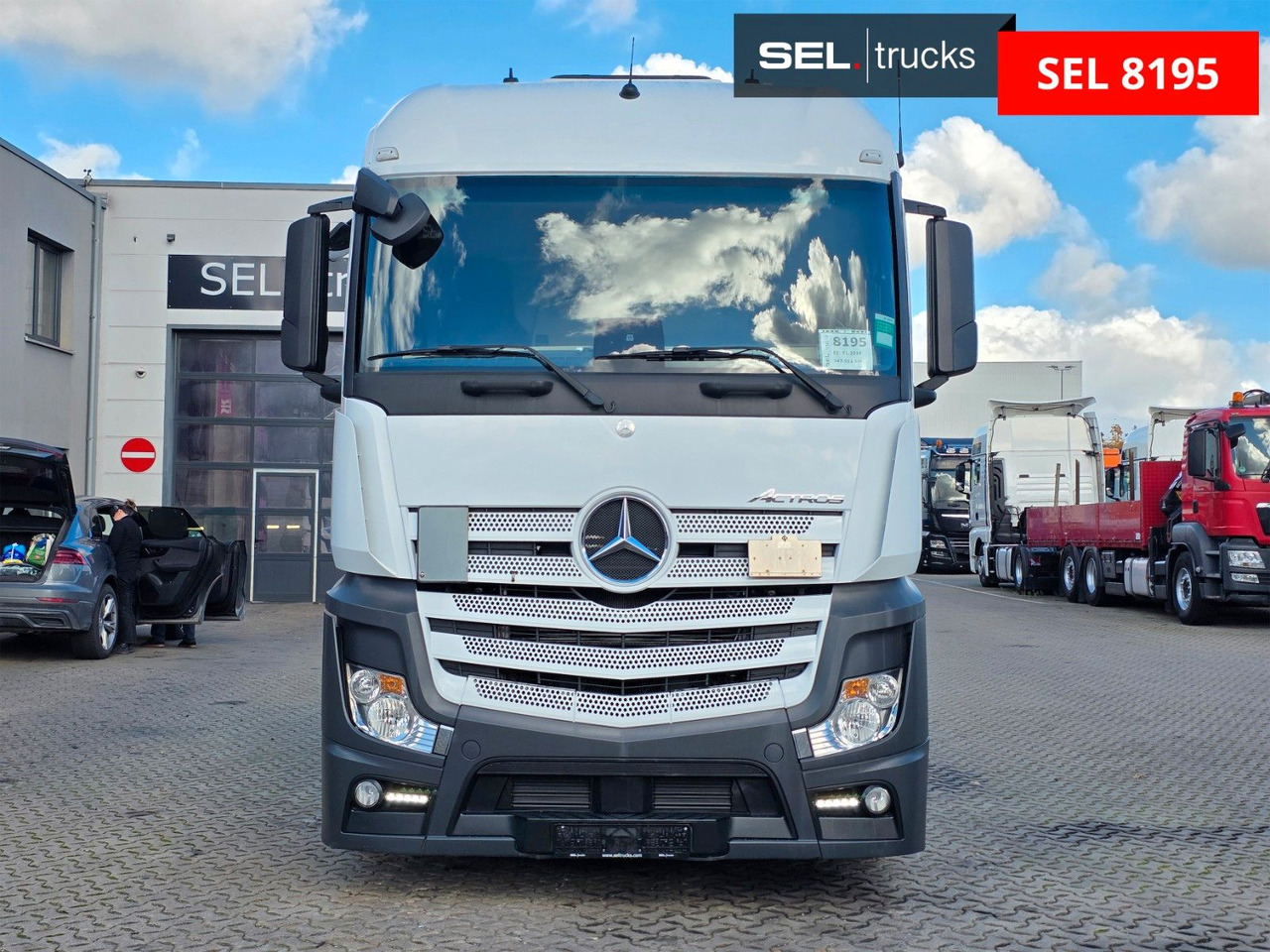Mercedes-Benz Actros 1845 / Retarder / 2 Tanks / Standklima - Vetopöytäauto: kuva Mercedes-Benz Actros 1845 / Retarder / 2 Tanks / Standklima - Vetopöytäauto Mercedes-Benz Actros 1845 / Retarder / 2 Tanks / Standklima - Vetopöytäauto: kuva Mercedes-Benz Actros 1845 / Retarder / 2 Tanks / Standklima - Vetopöytäauto